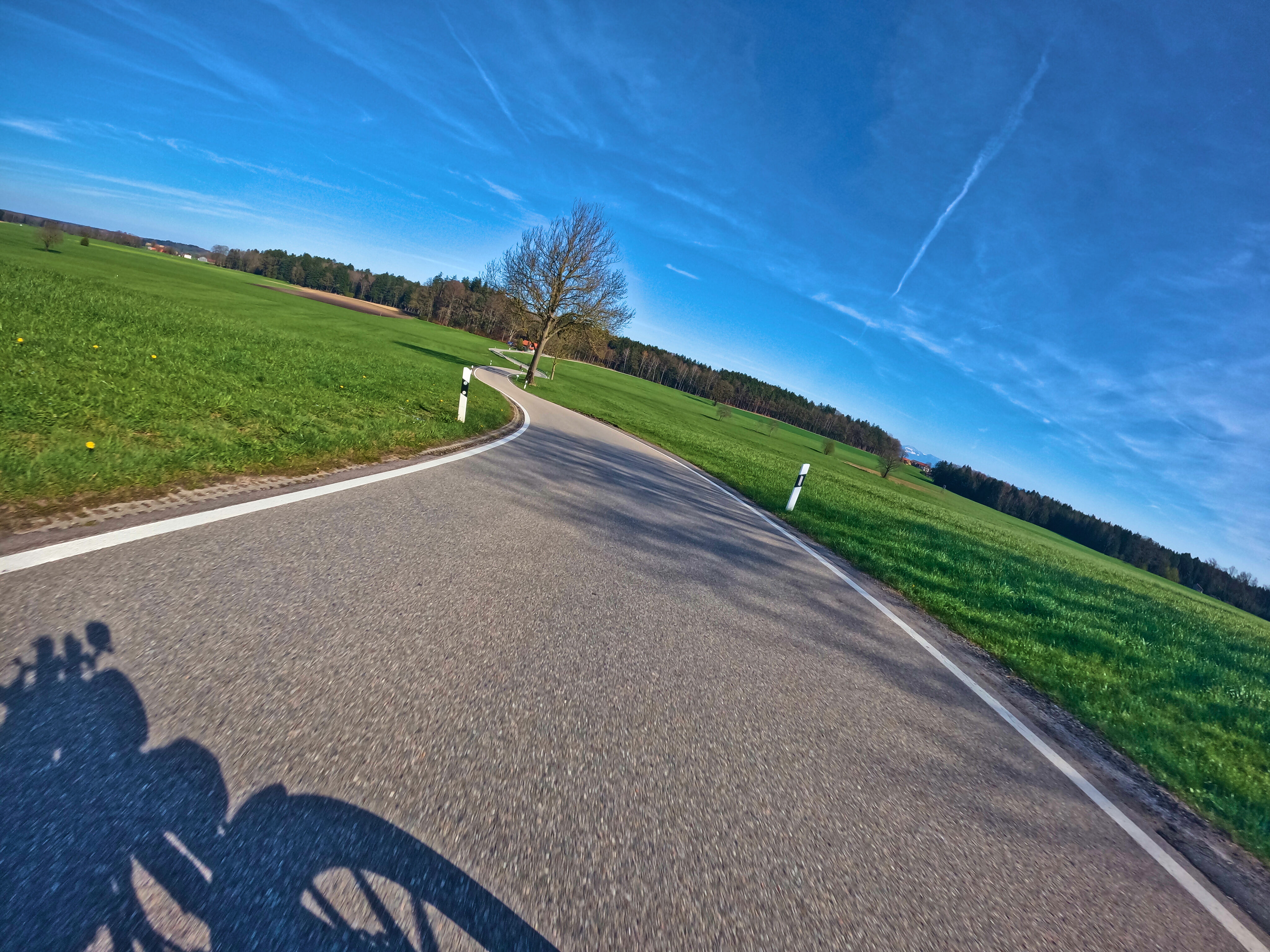 Direkt voraus: Kurven!