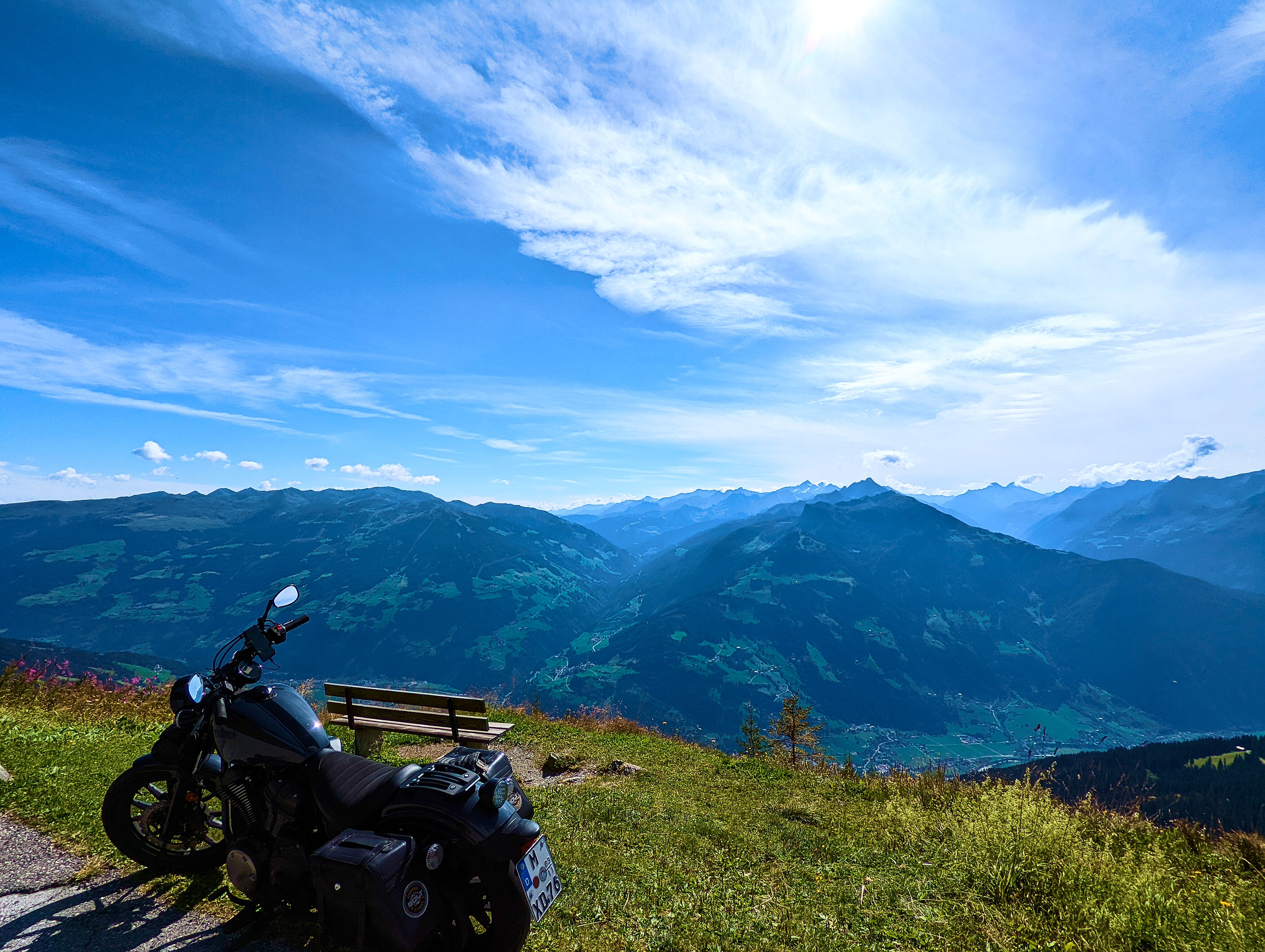 Die Bolt aus vielen Winkeln