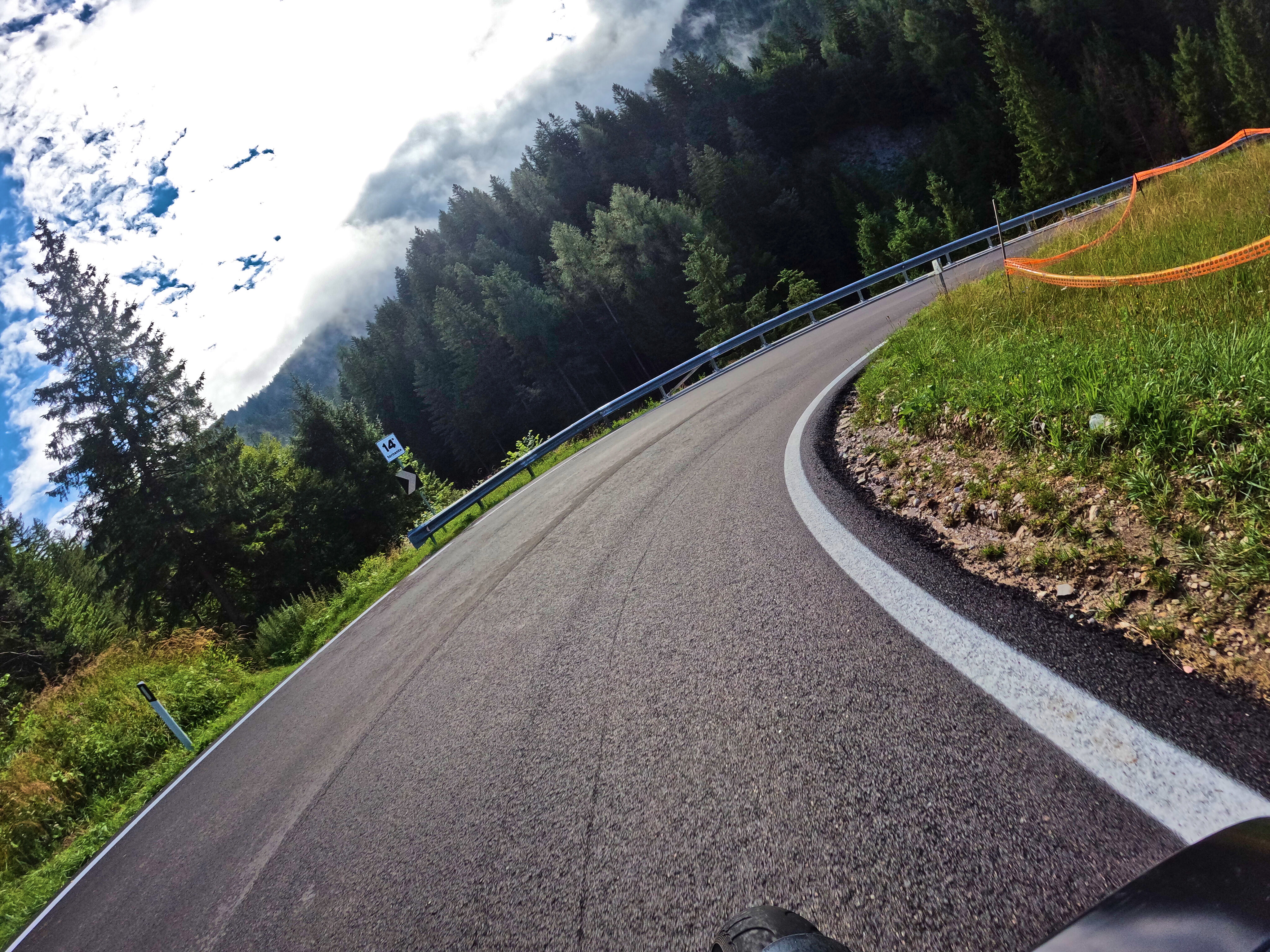 &hellip; eine tolle Gegend zum Motorrad fahren!