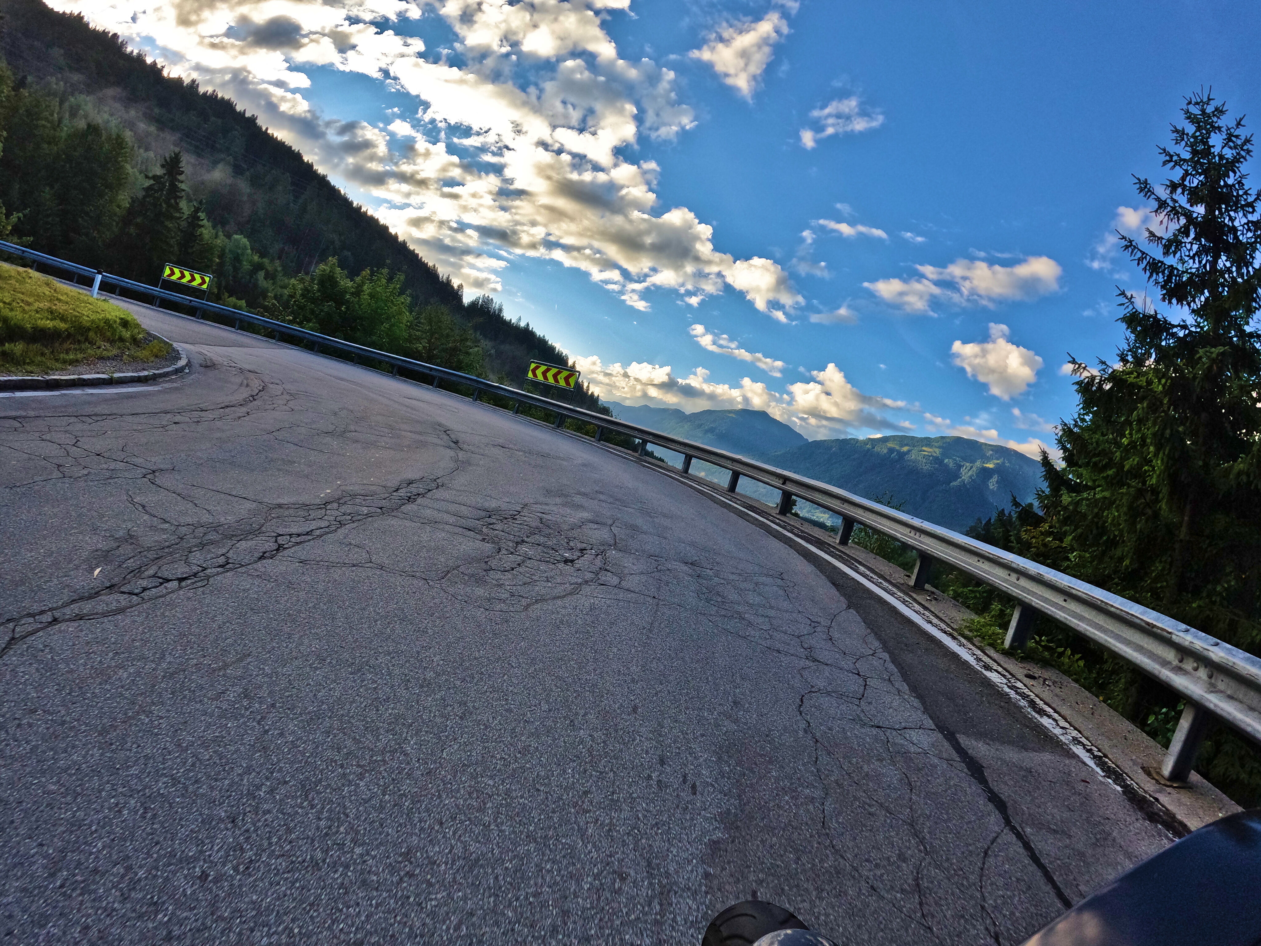 Schöne Kurven raus aus Kötschach-Mauthen &hellip;