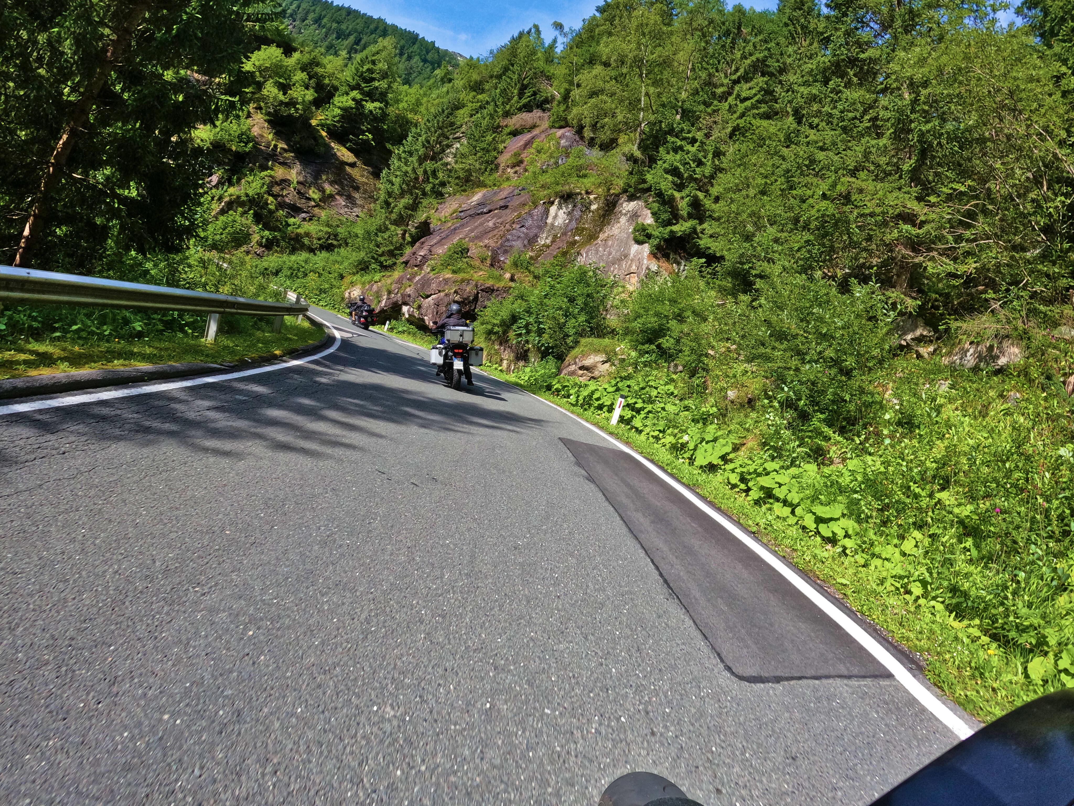 Motorräder starteten aus der Pole Position
