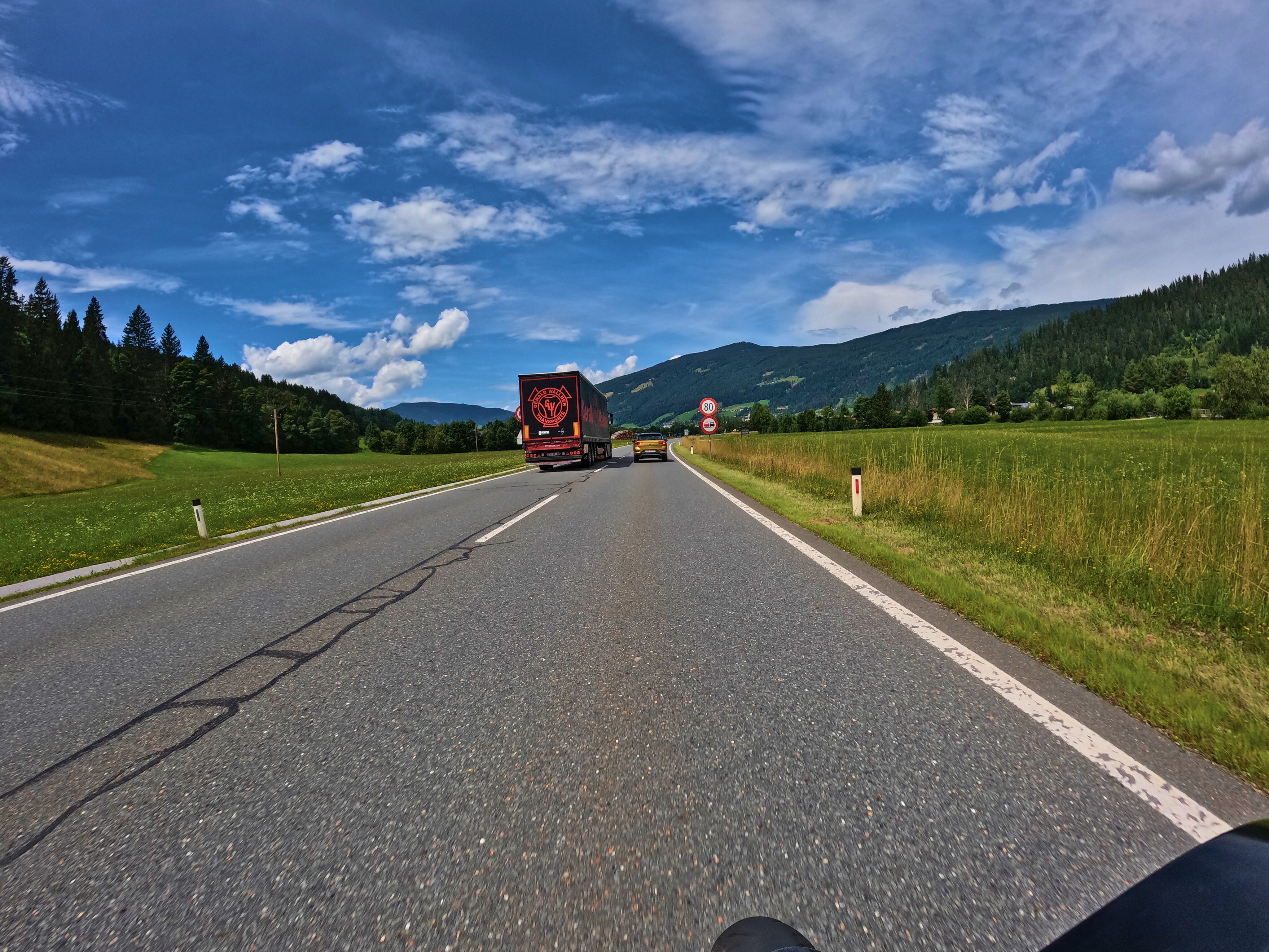 &hellip; trotz Überholverbot sehr eilig.