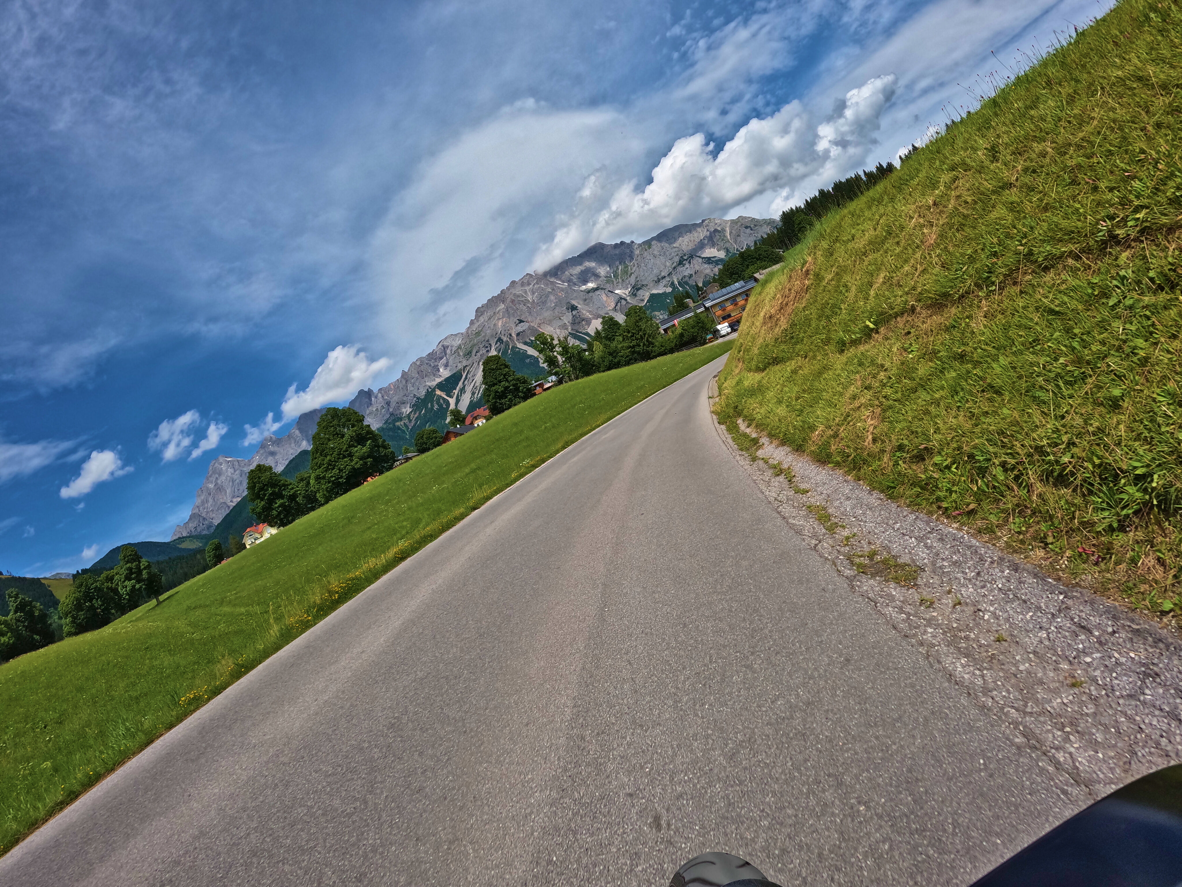 Blick aufs Dachsteingebirge