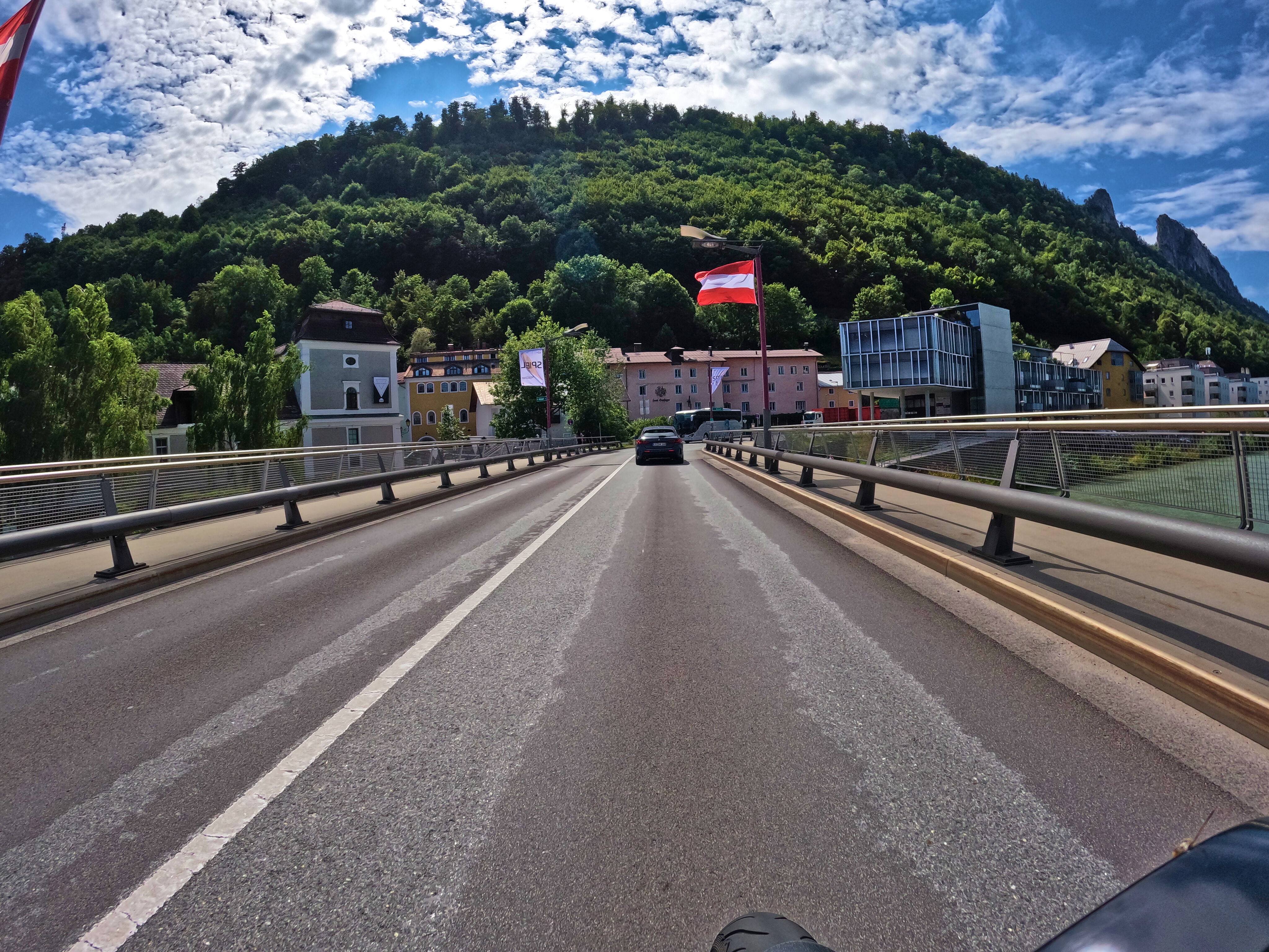 Colloredobrücke in Hallein