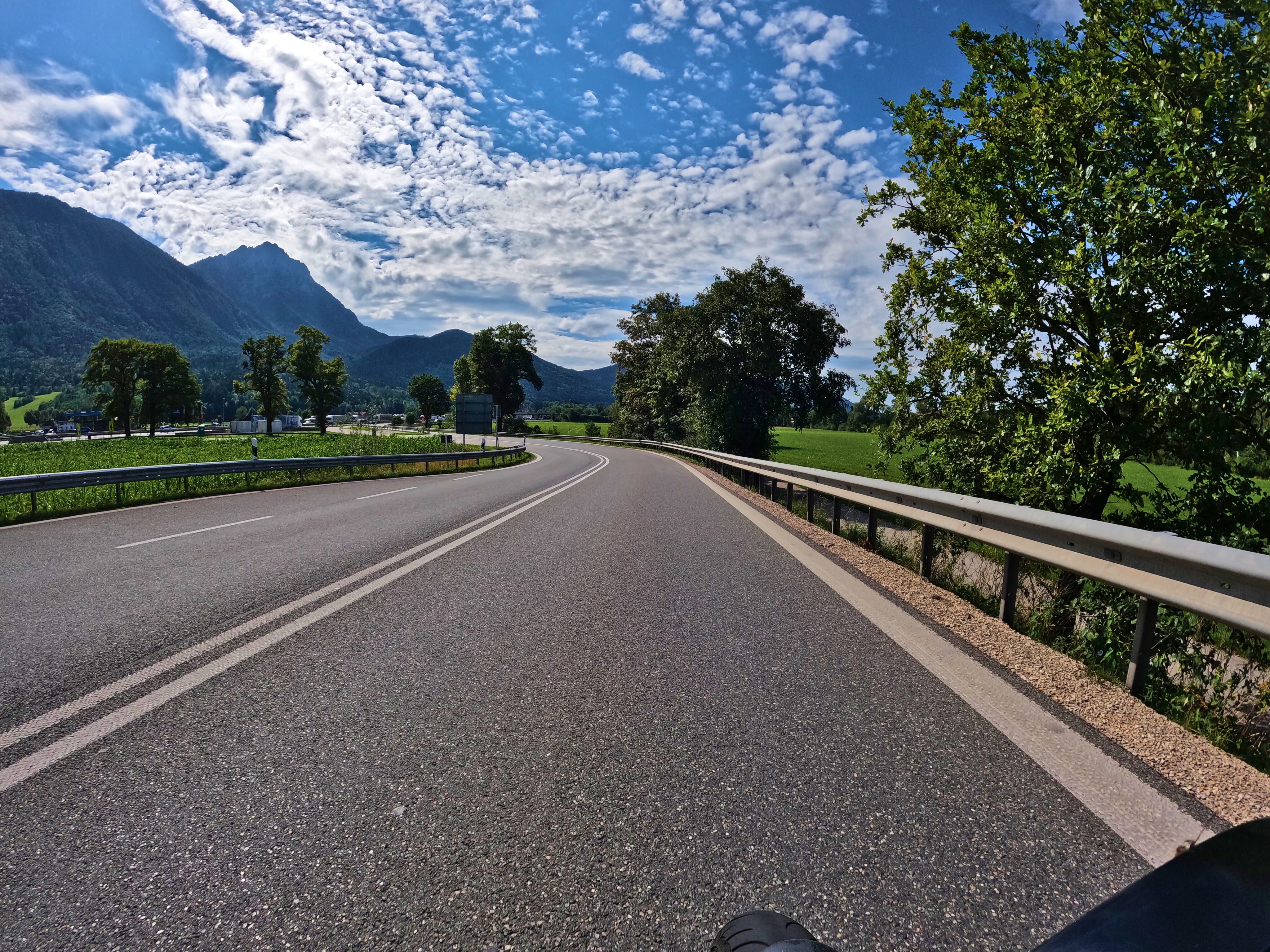 Hinter Salzburg auf die Autobahn