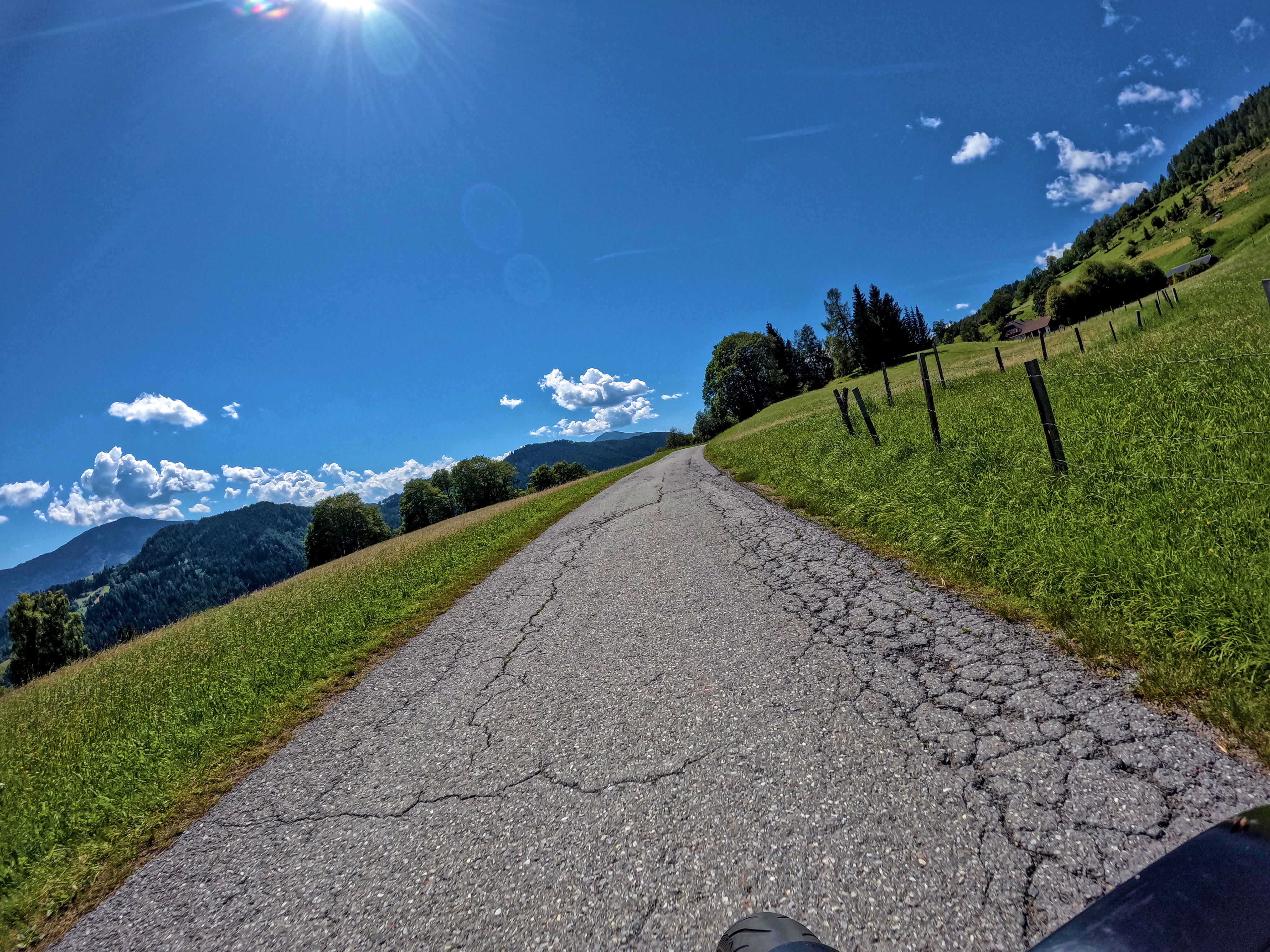 Kleine, schmale Straßen