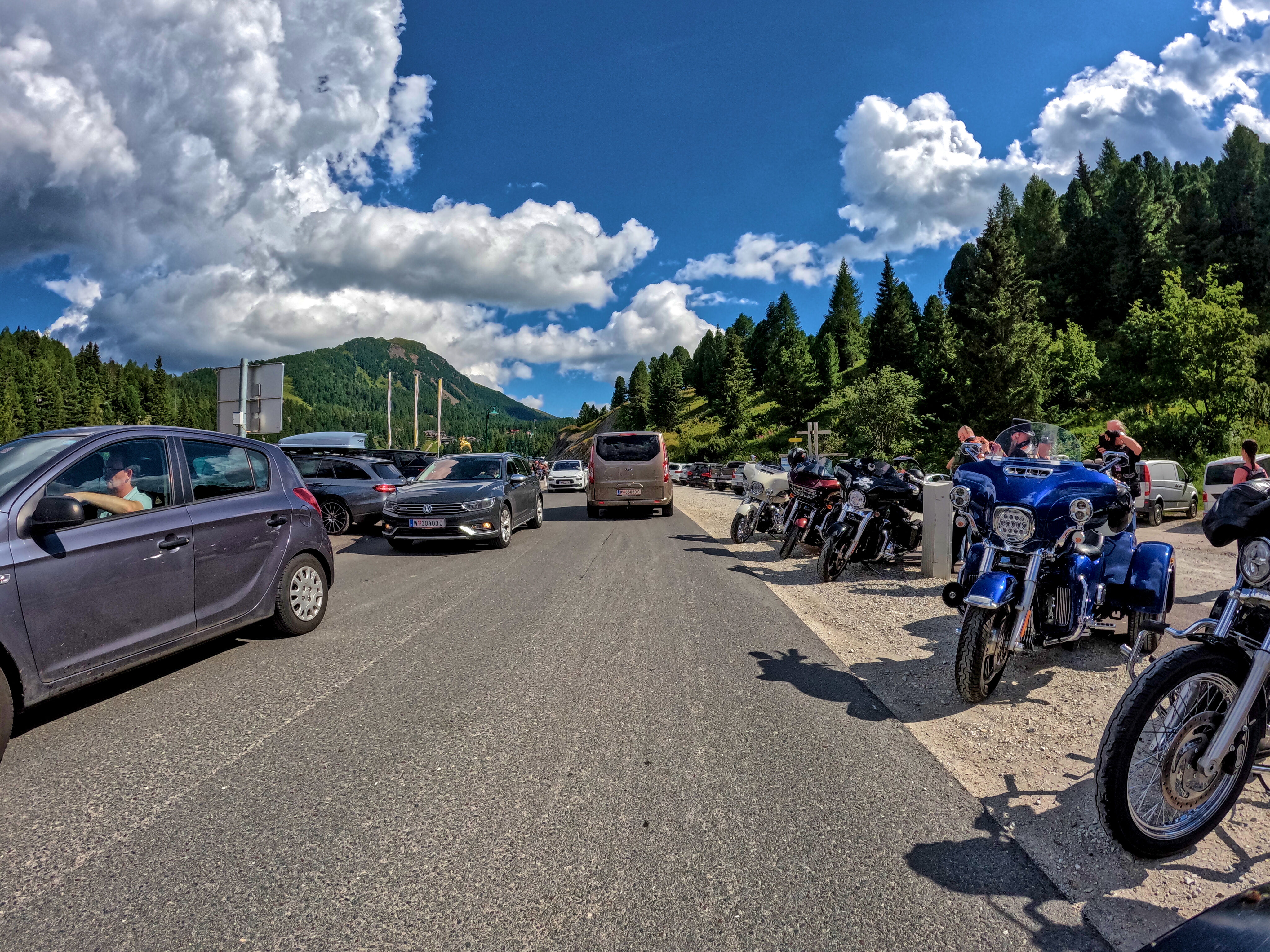 Hochzeitsverkehrs-Chaos