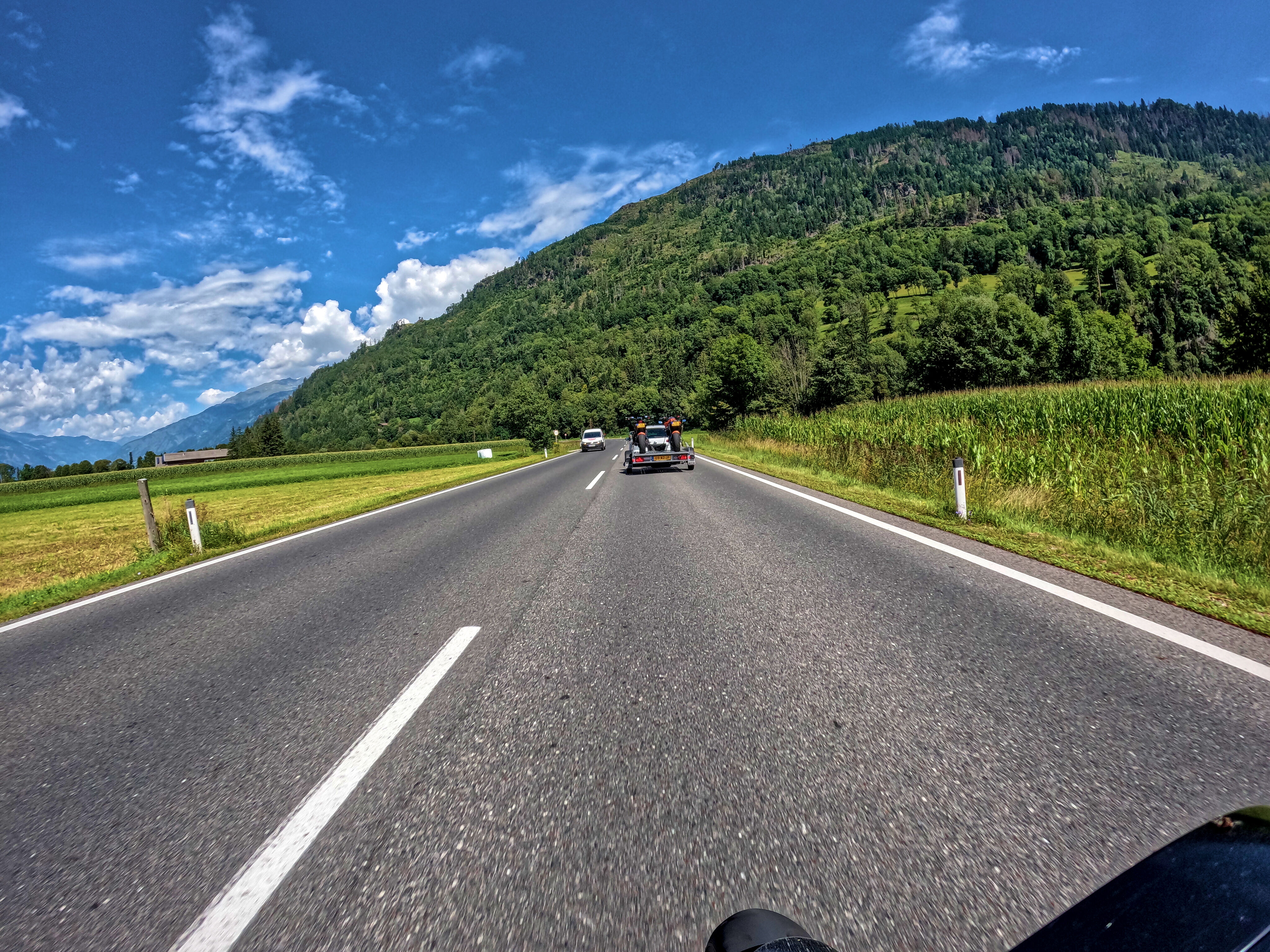 Holländische Motorräder, die nicht selbst fahren dürfen