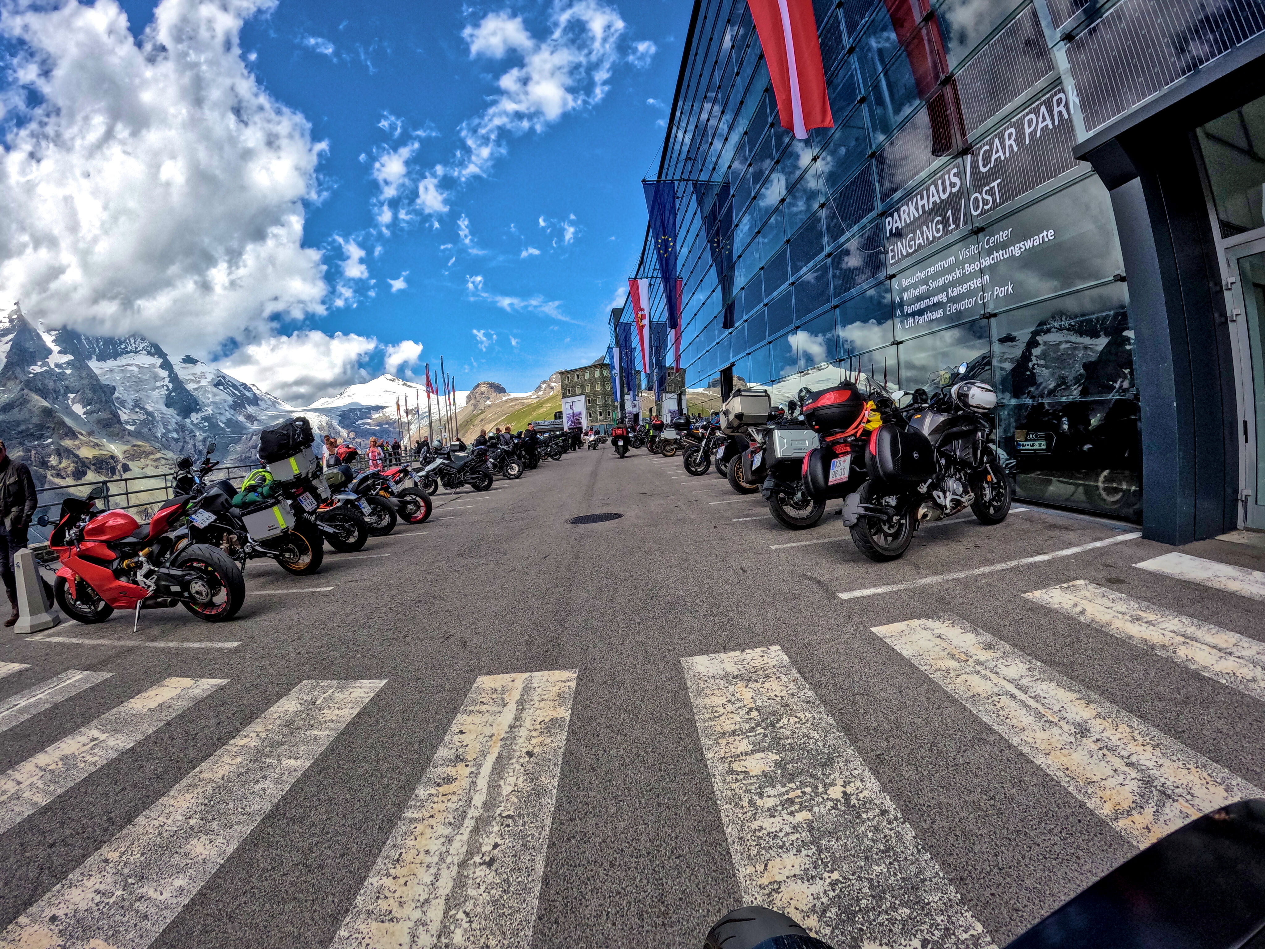 Premium-Parkplätze für Motorradfahrer