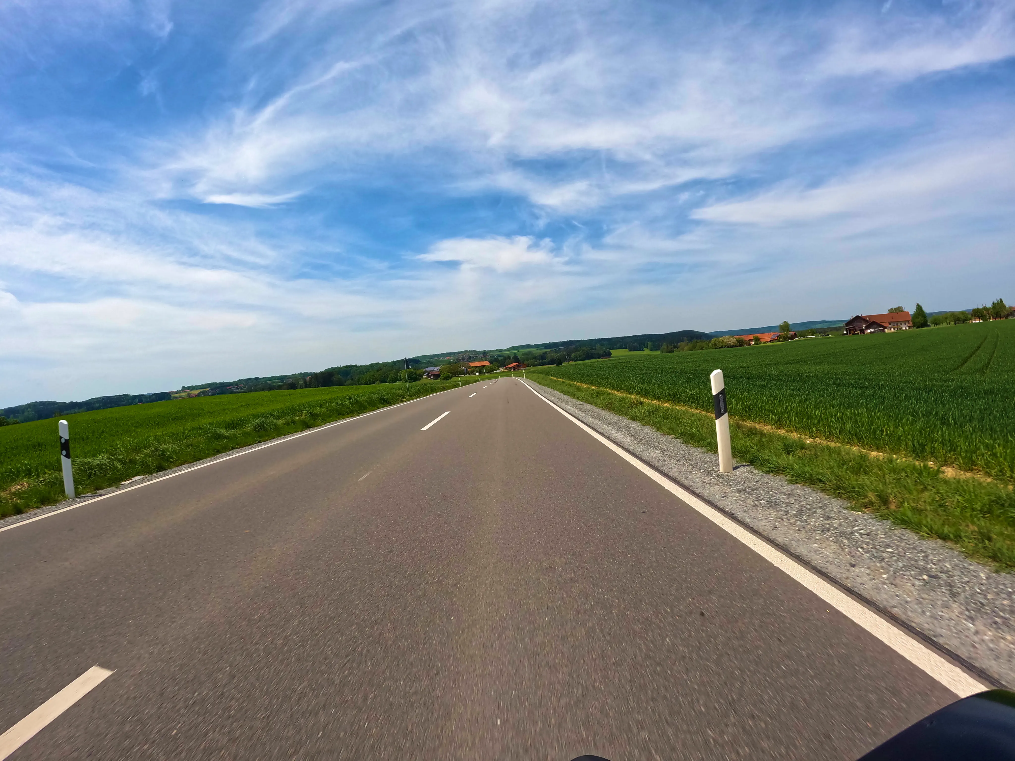 &hellip; weiter weg.