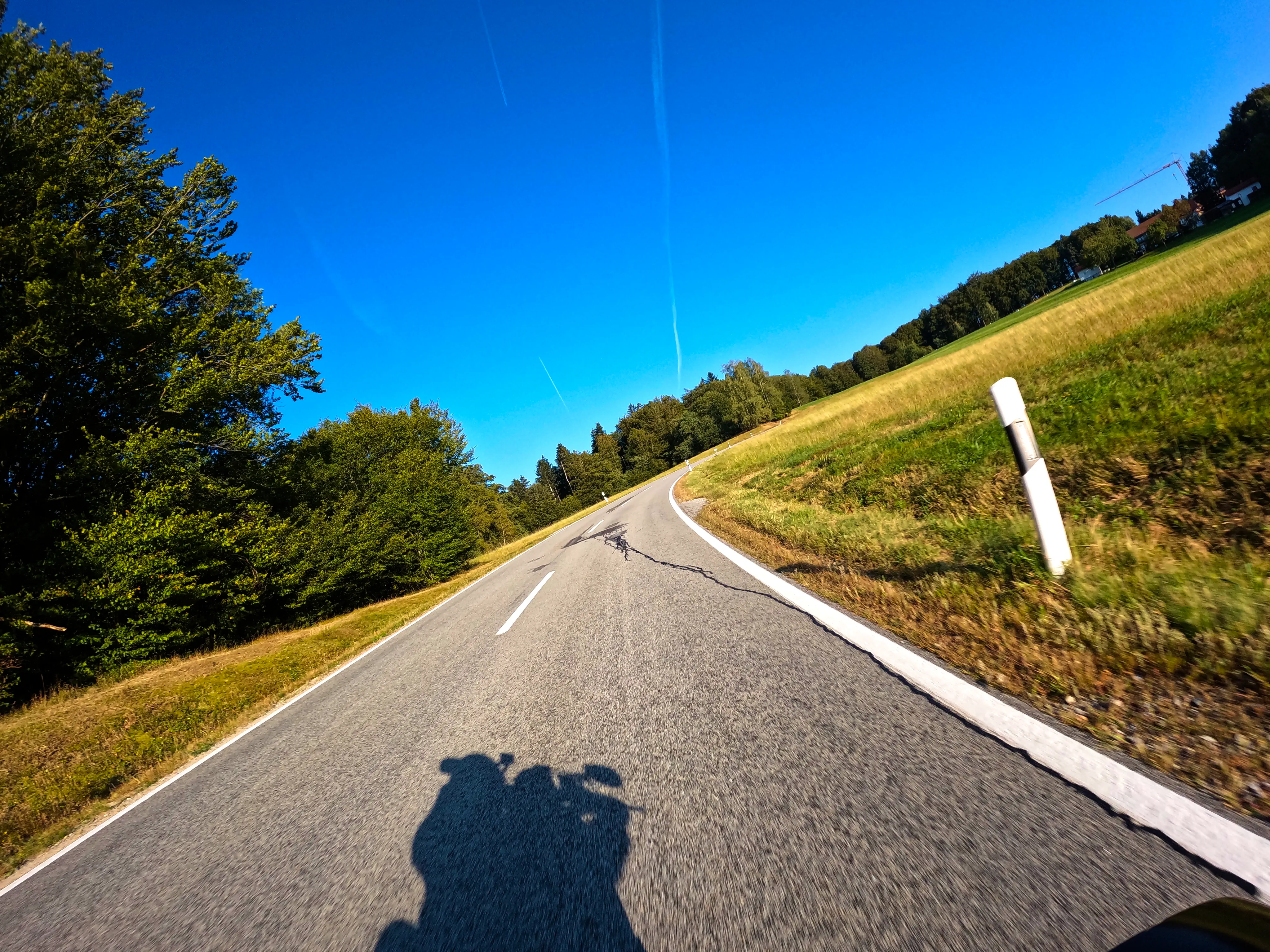 Kurvige Landstraßen