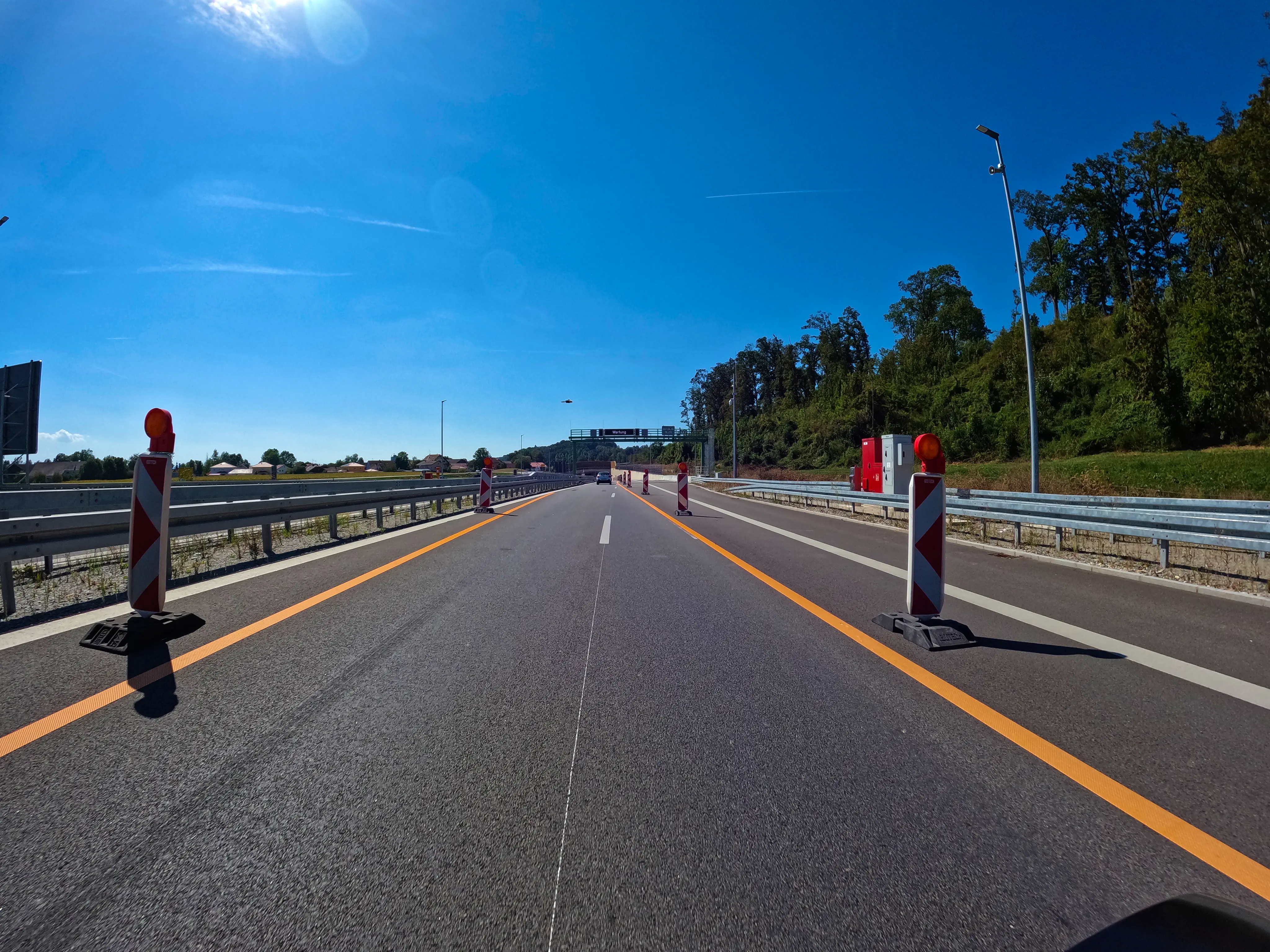 &hellip; die Autobahn.