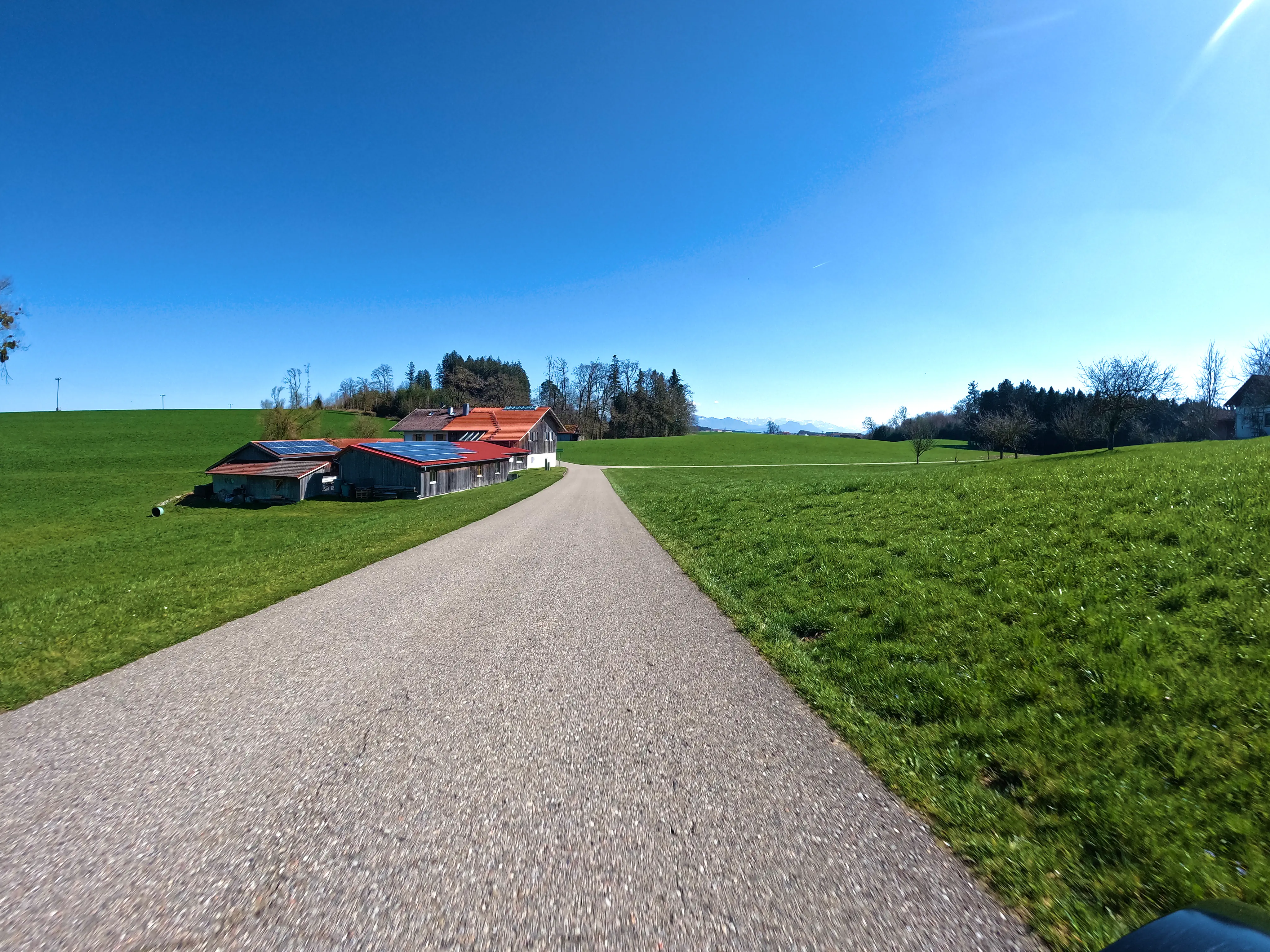 Über Wiesen und &hellip;