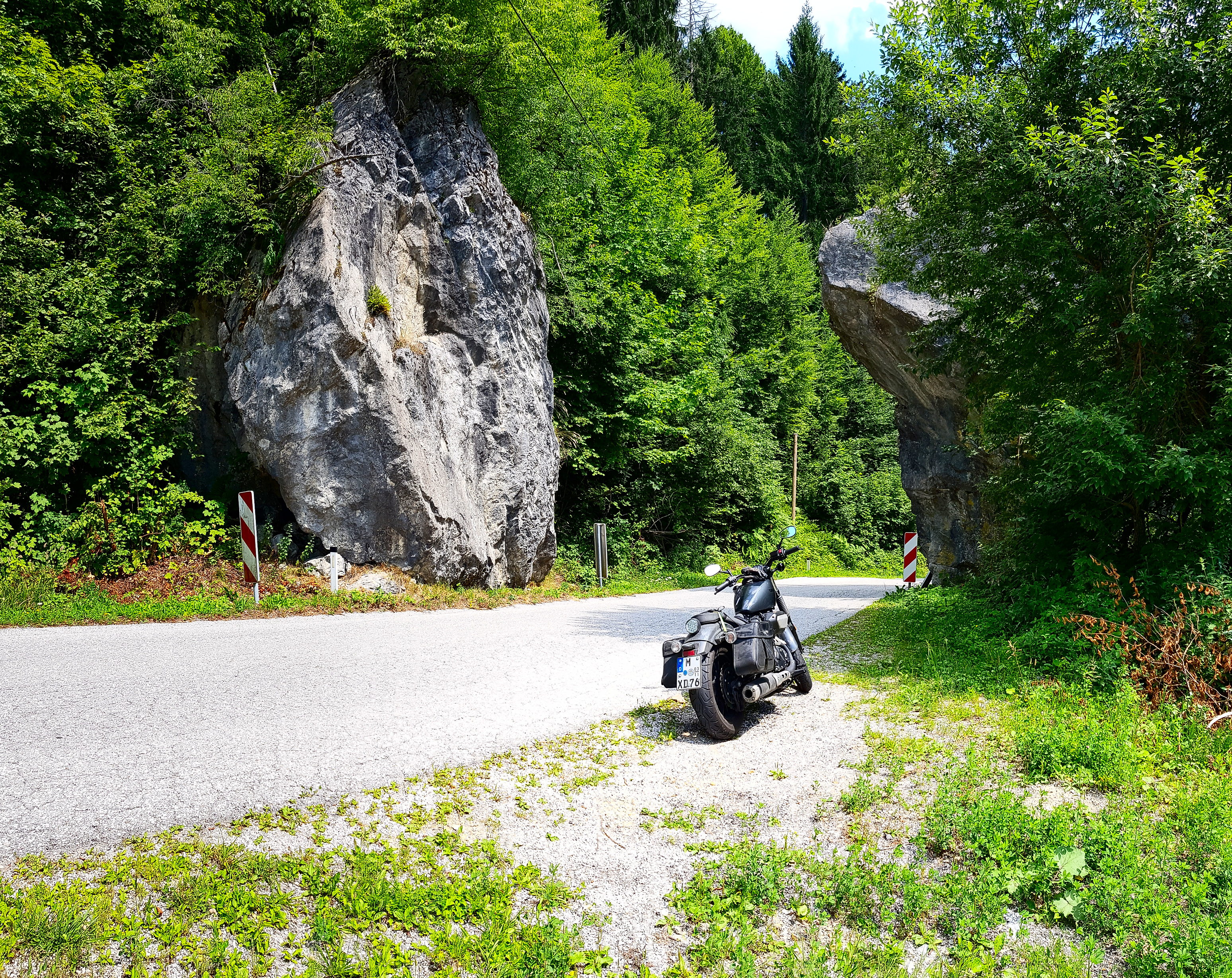 Stein, Grün, Bolt - schön!
