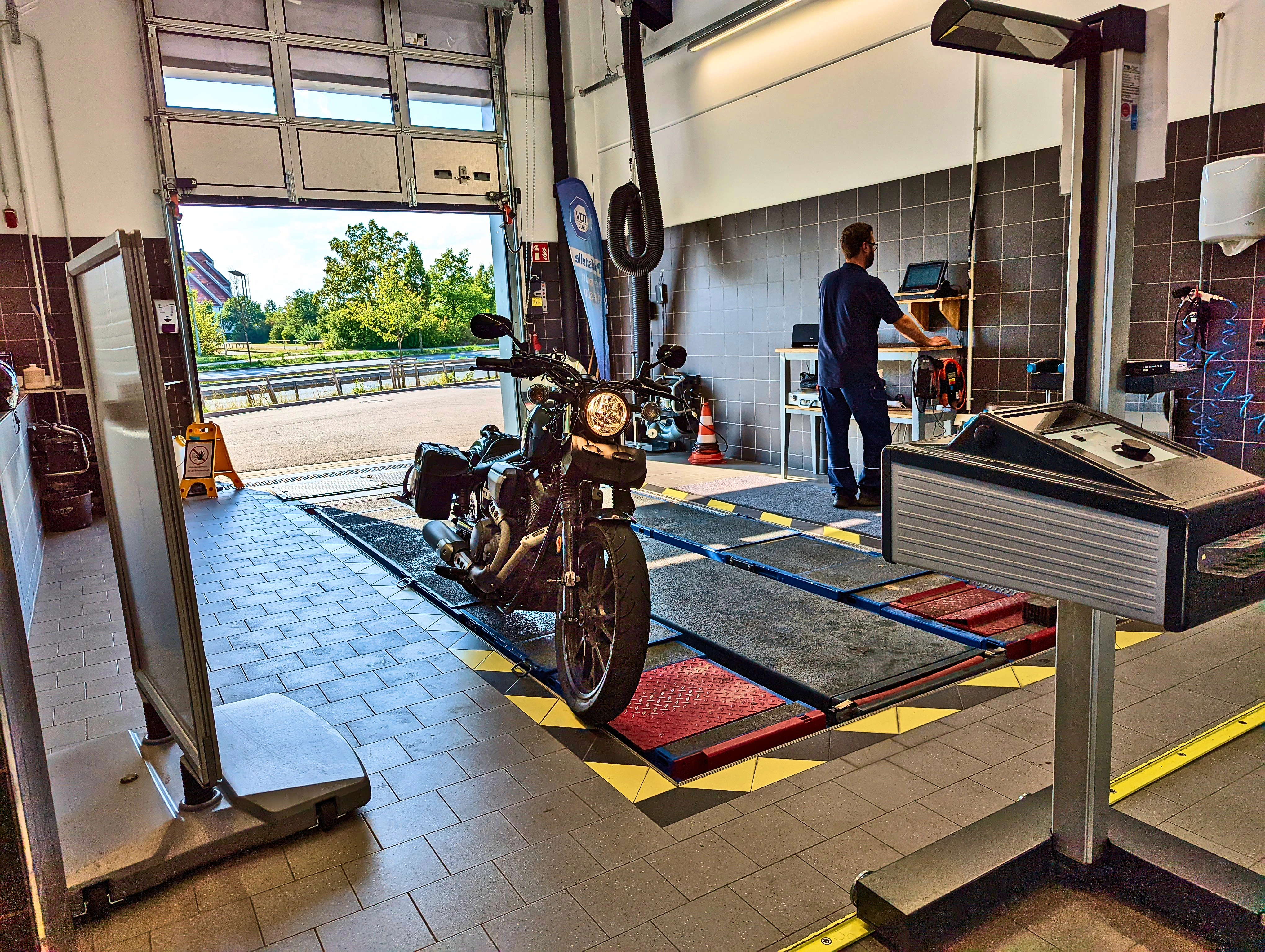 Die Bolt in der TÜV-Halle