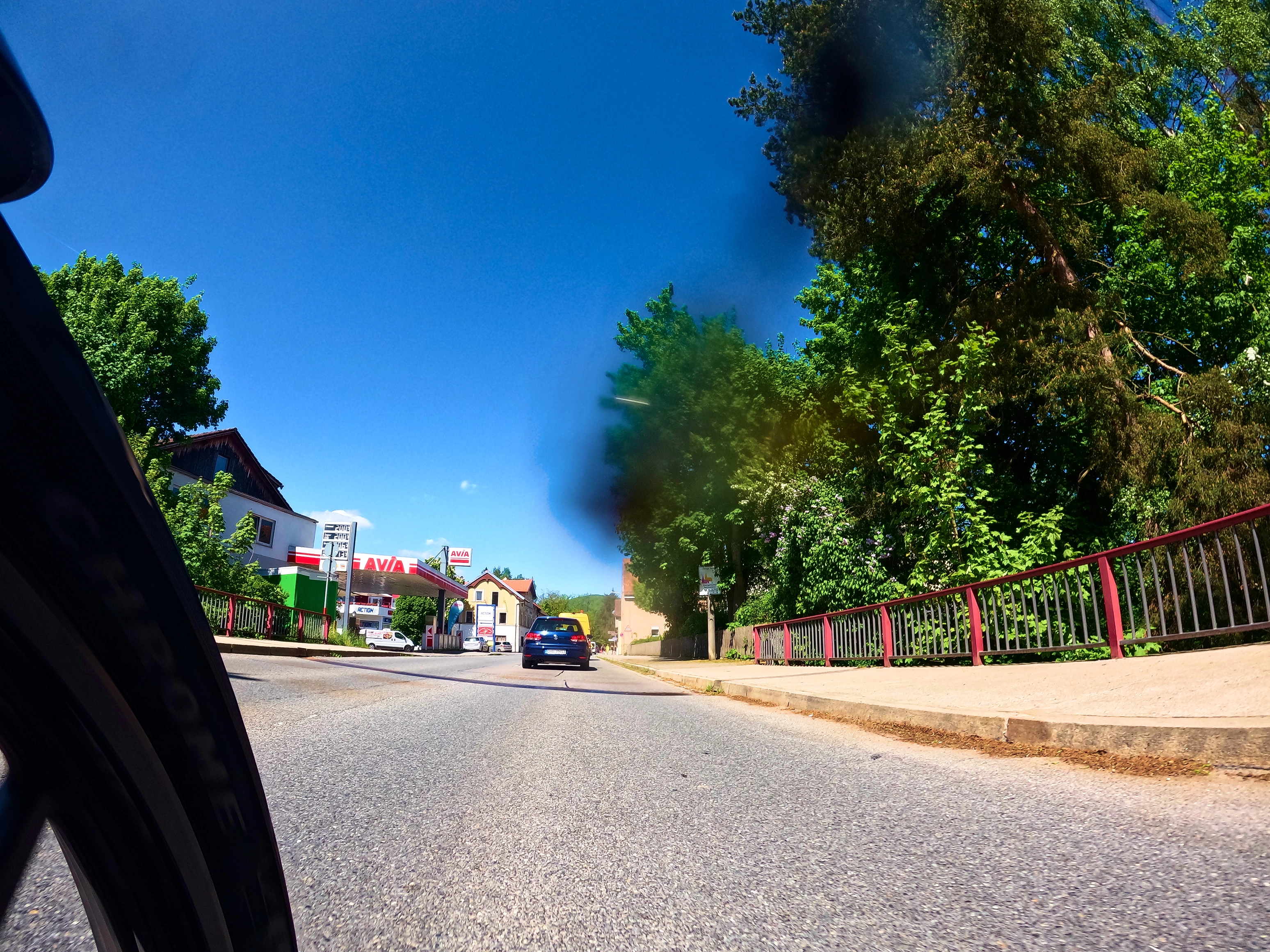 Anfahrt zur Tankstelle