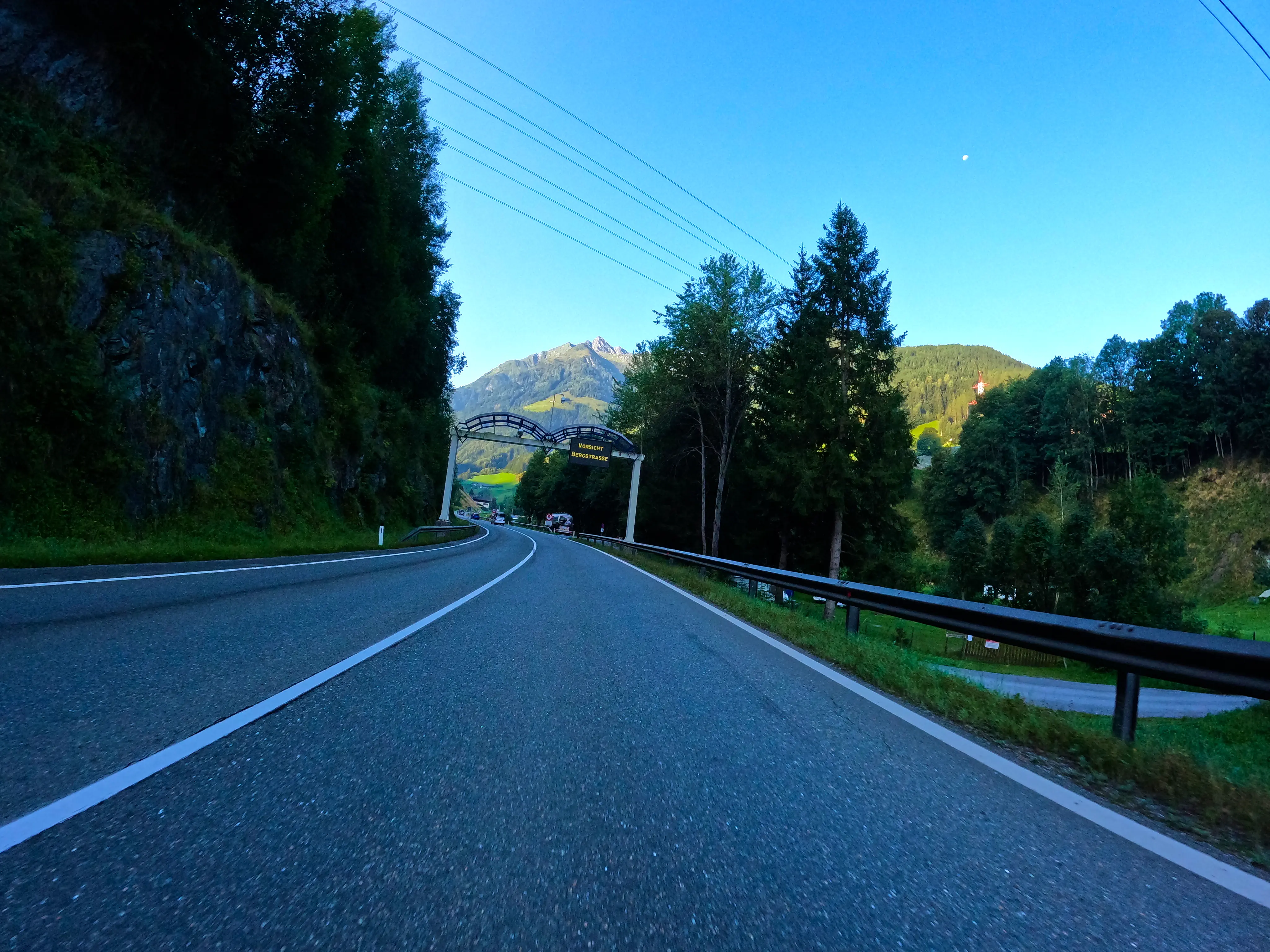 Vorsicht Bergstrasse!