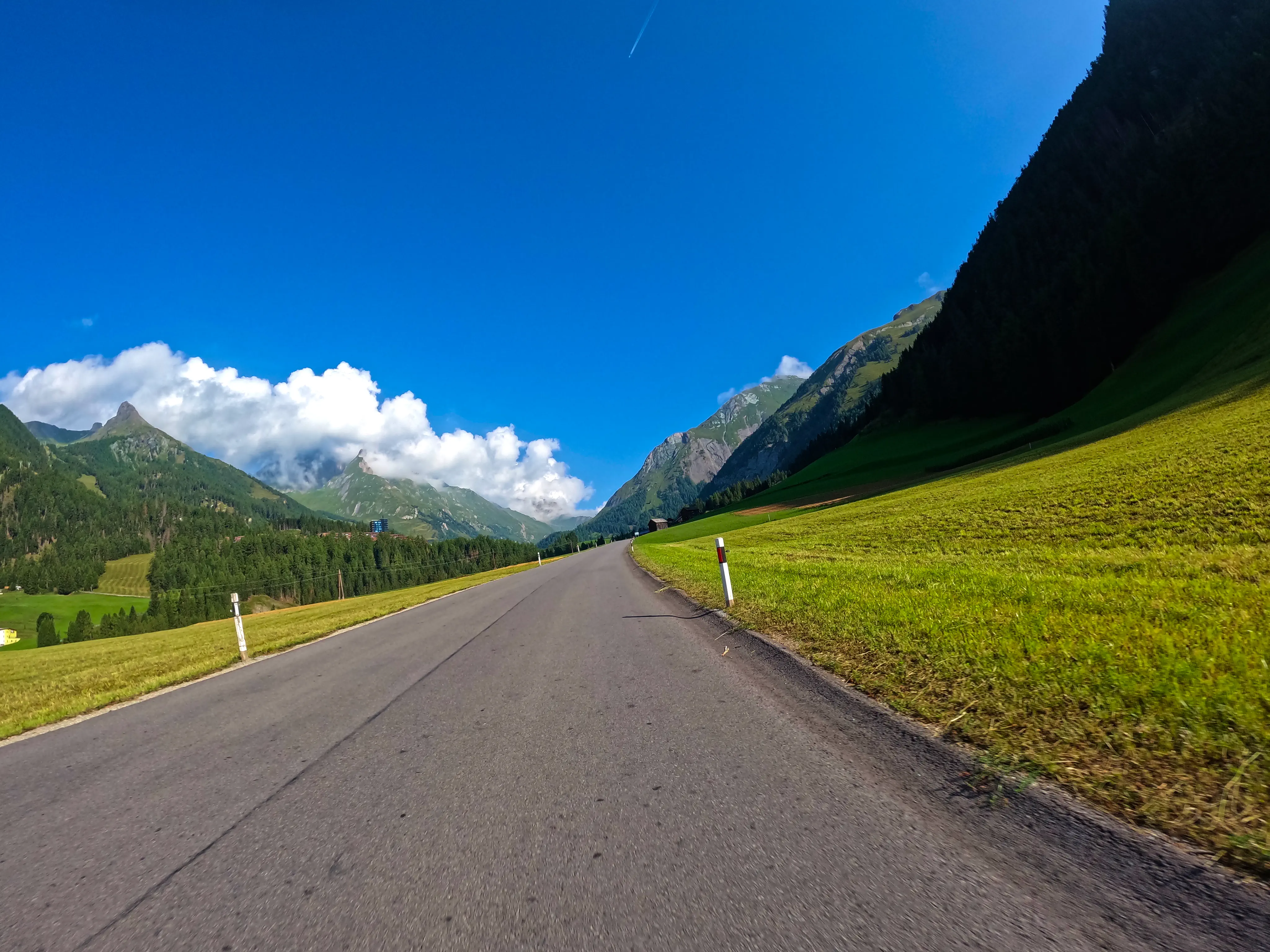 Auffahrt zur Moa-Alm