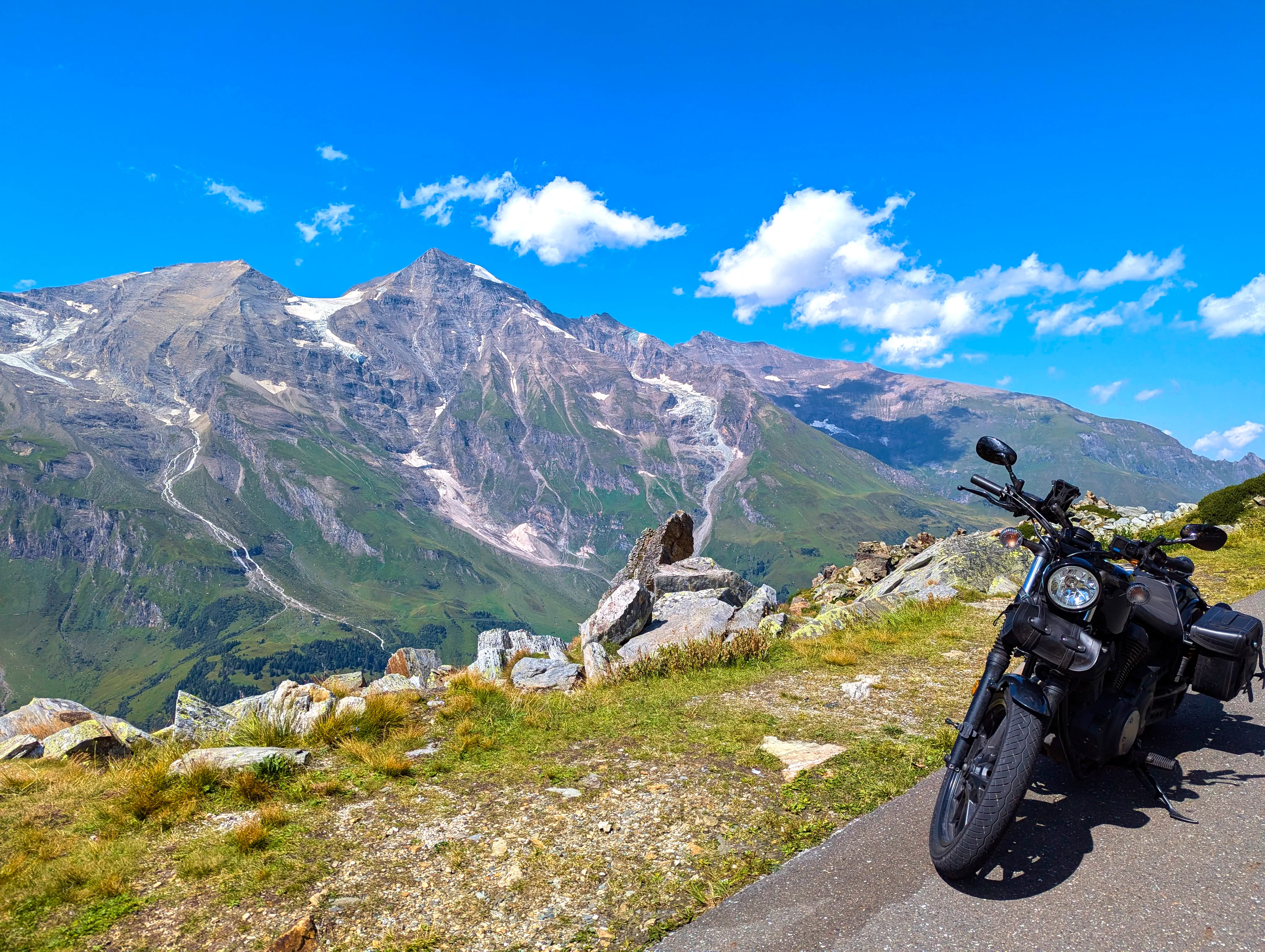 Fotostopp zwischen den Felsen
