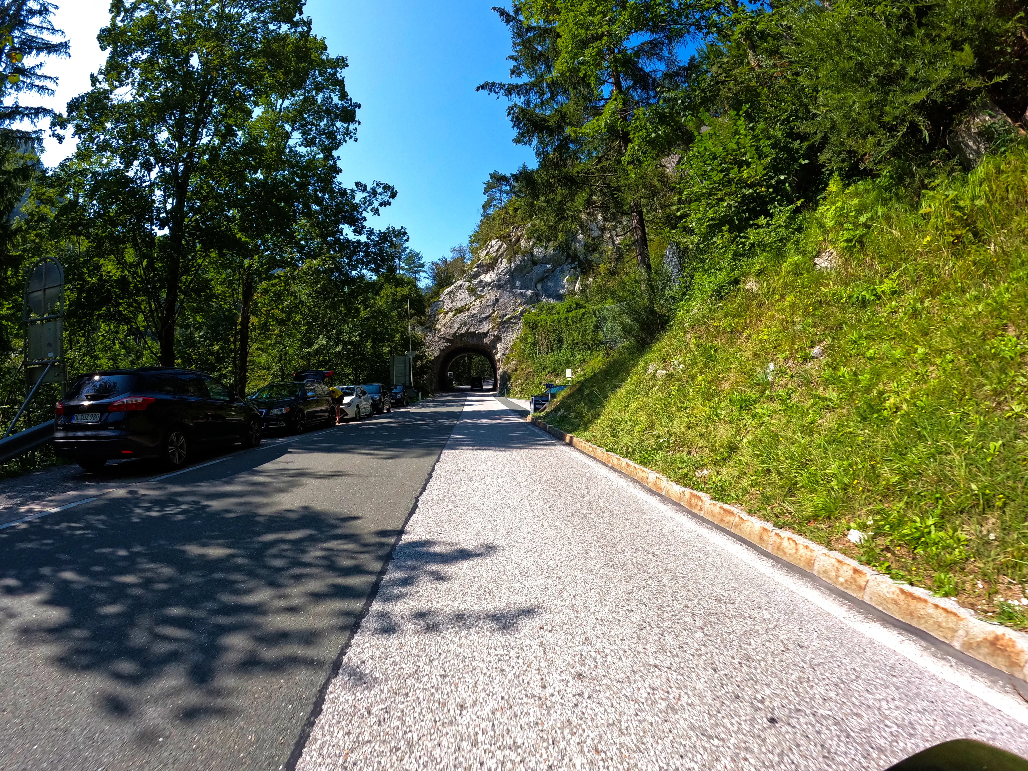 Tunnel = Grenze nach Bayern