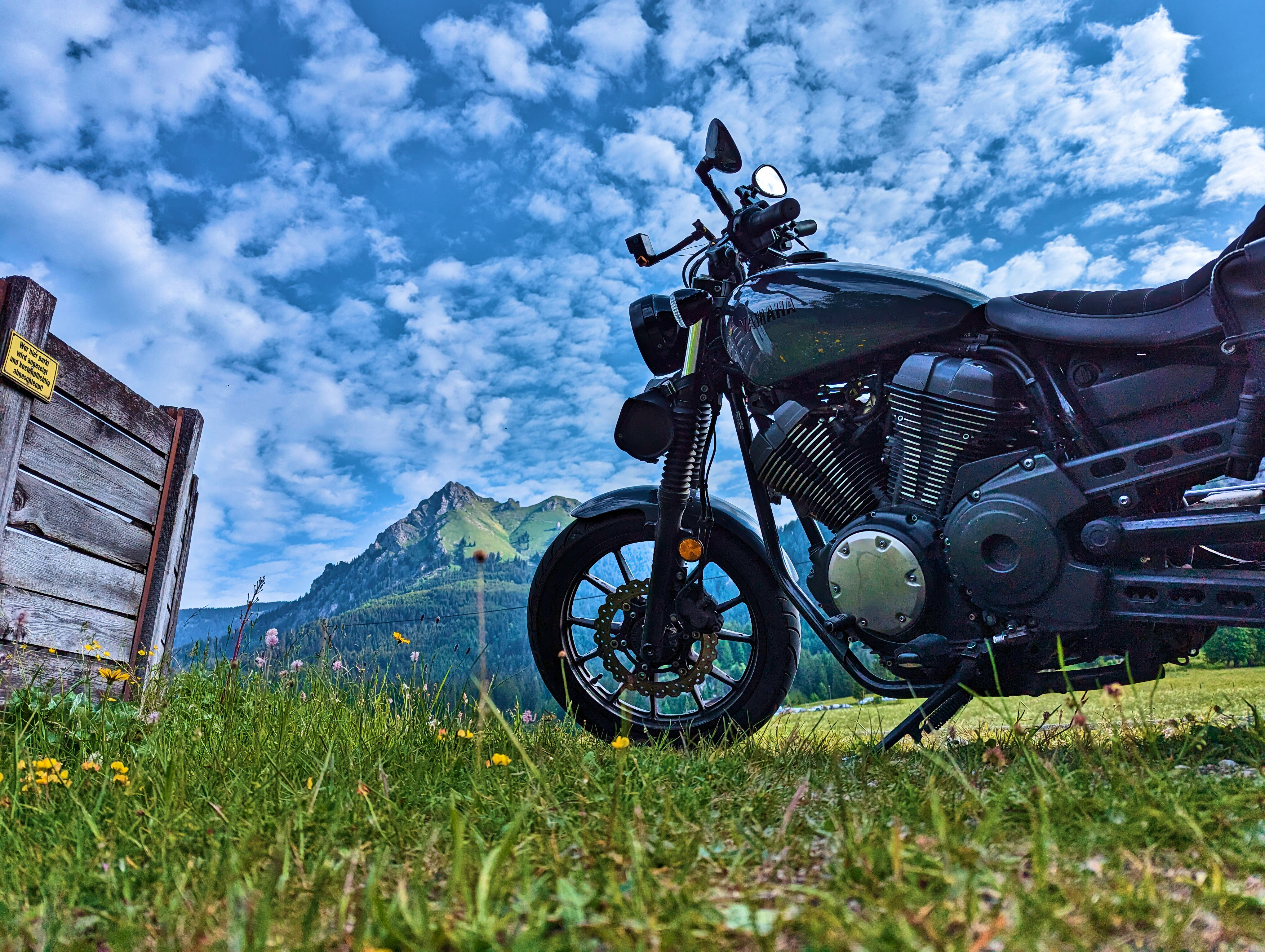 &ldquo;Von-unten-nach-oben-Bild&rdquo; am Passknacker