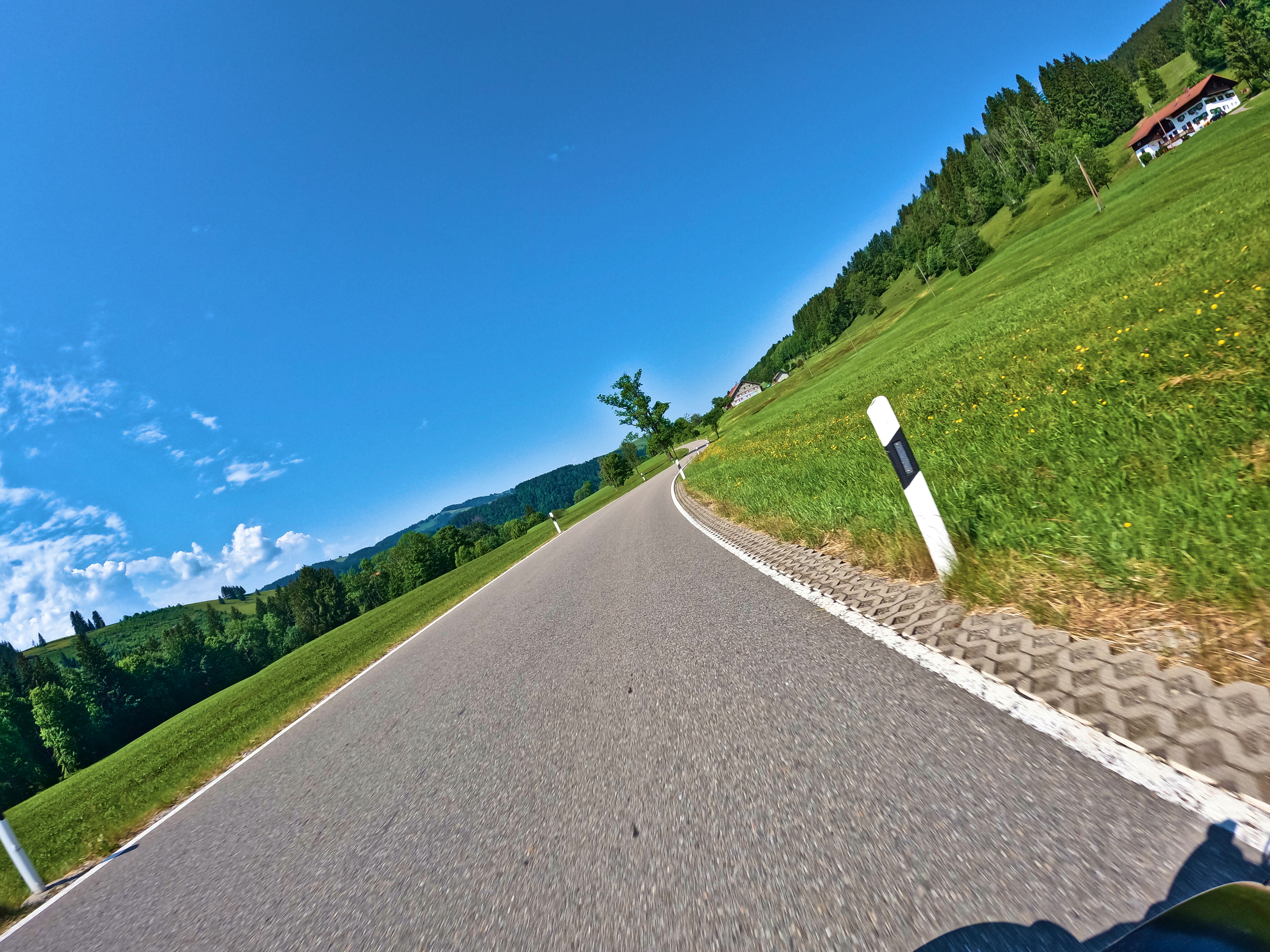 &hellip; geht es über kleinere und &hellip;