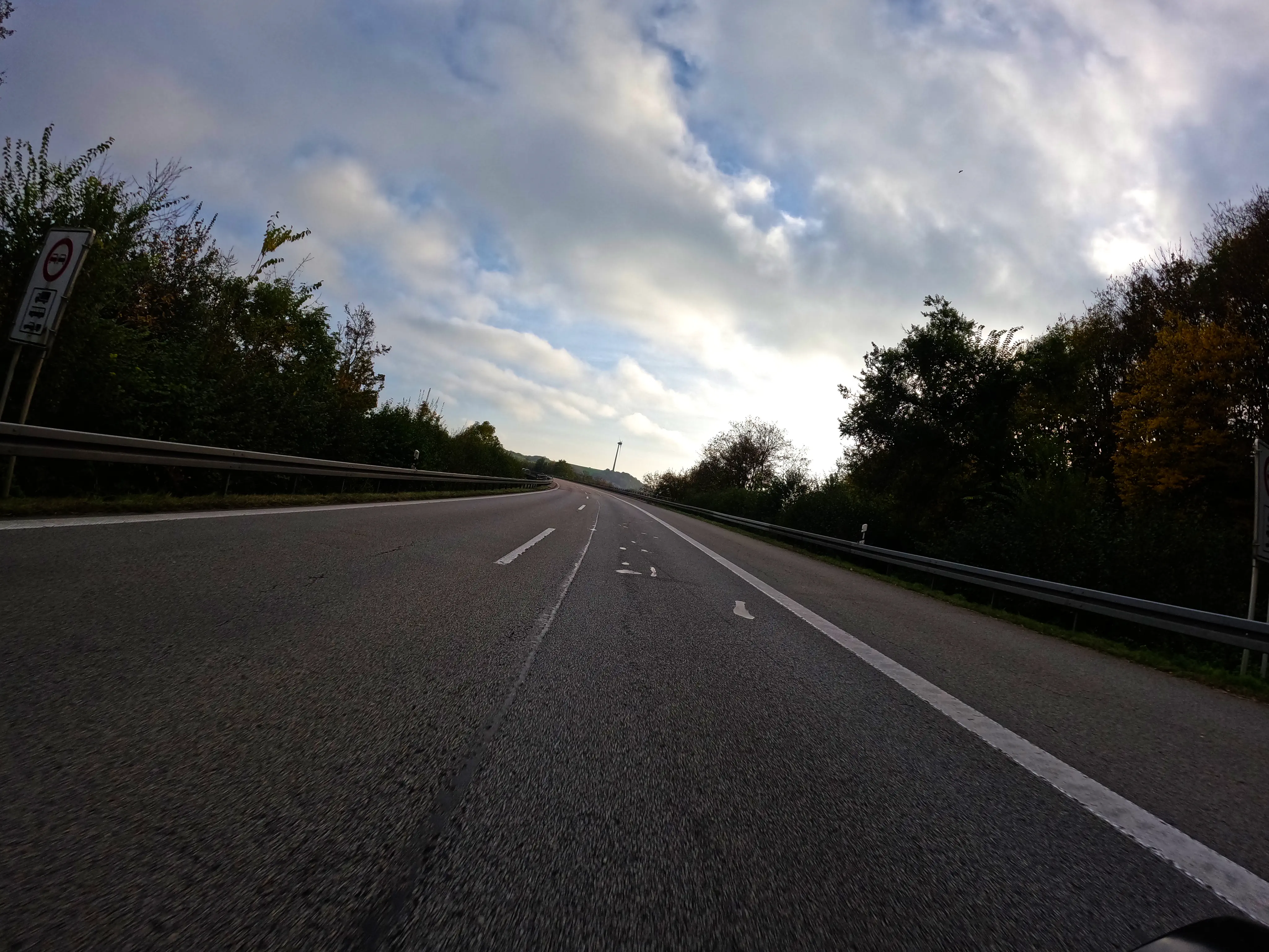 &hellip; reisst die Wolkendecke auf &hellip;