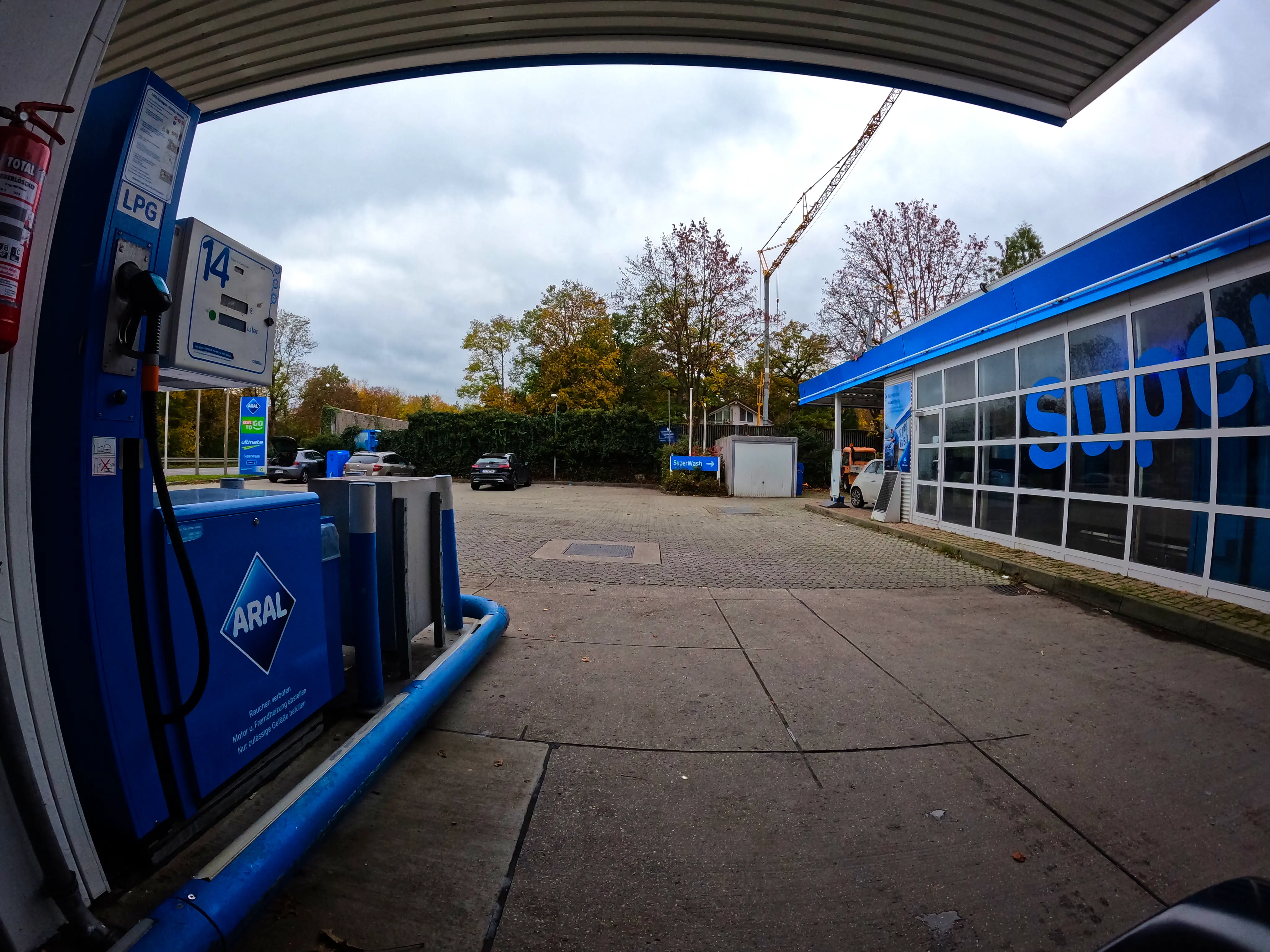 Heimische Tankstelle