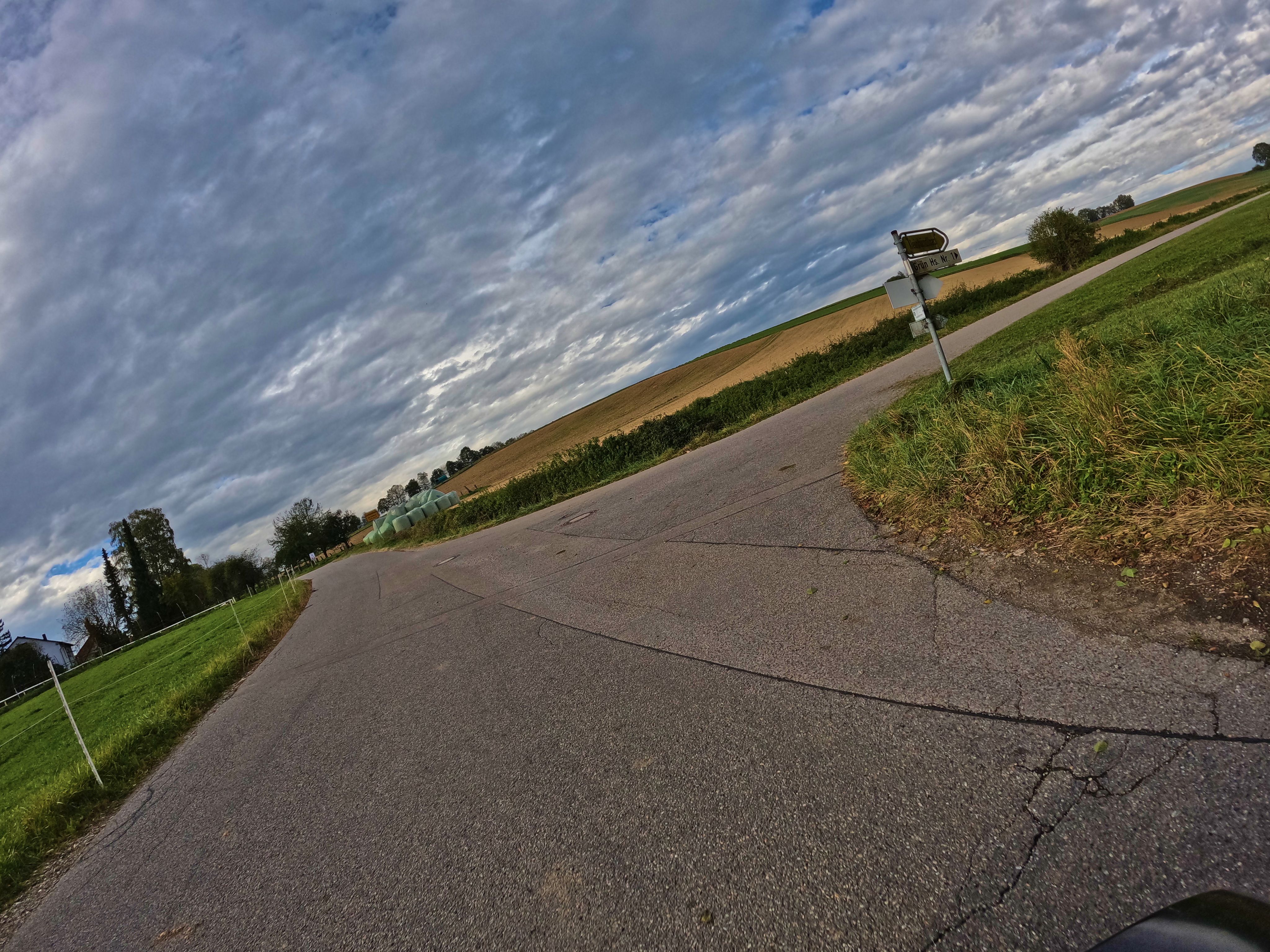 Von der Nebenstraße &hellip;