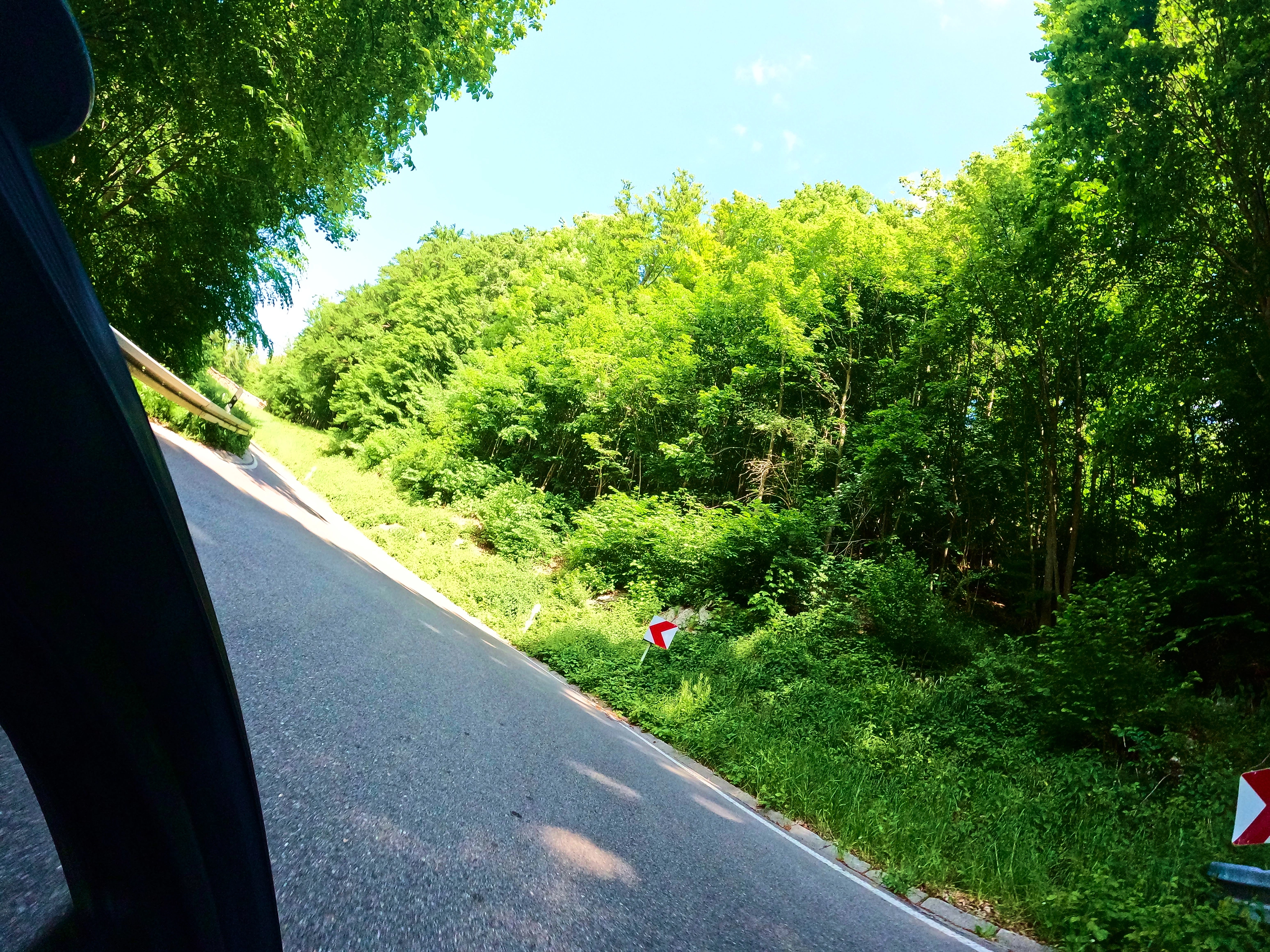 &hellip; und dann gleich wieder links rum.