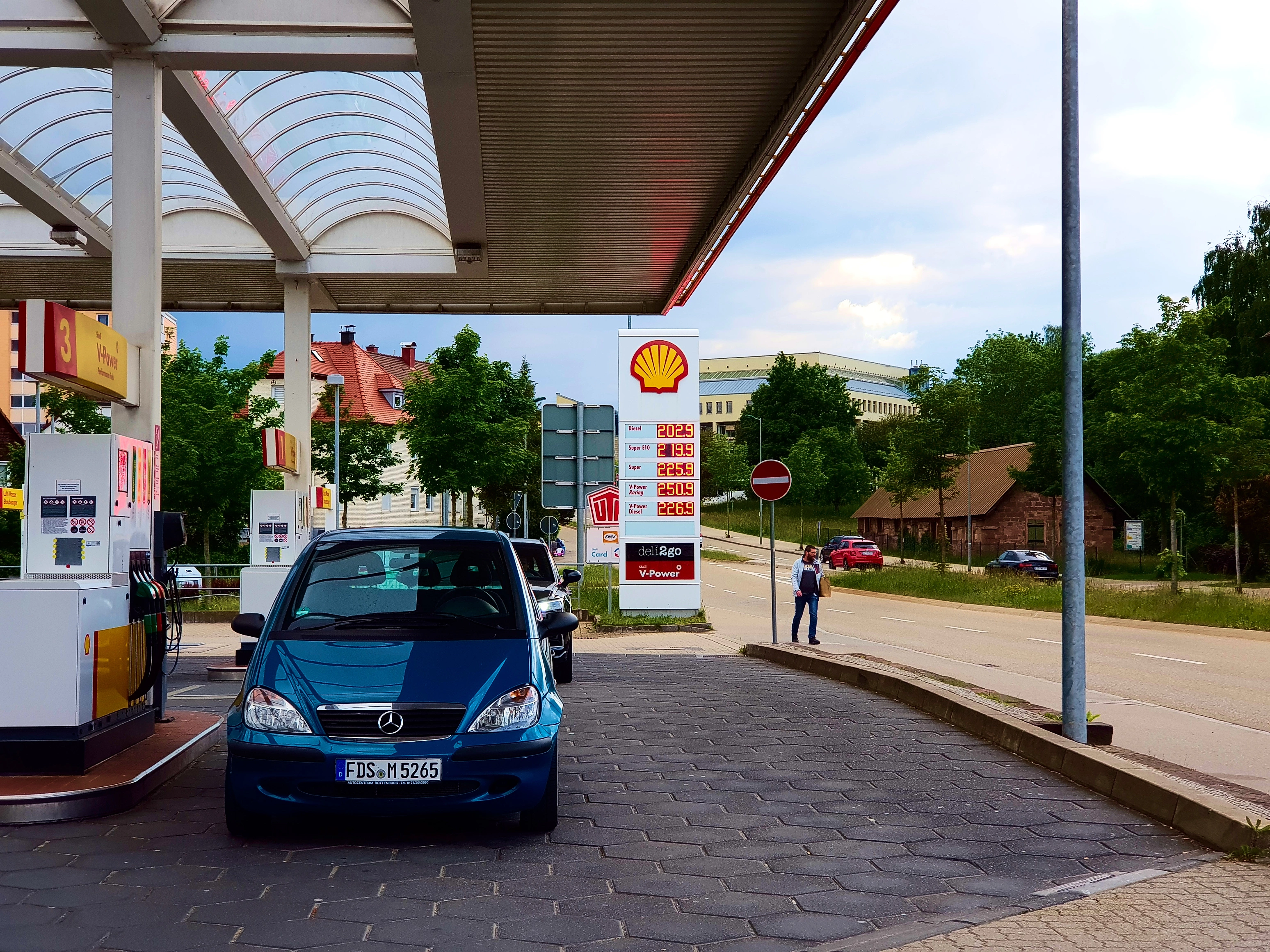 Tanken und Freudenstadt