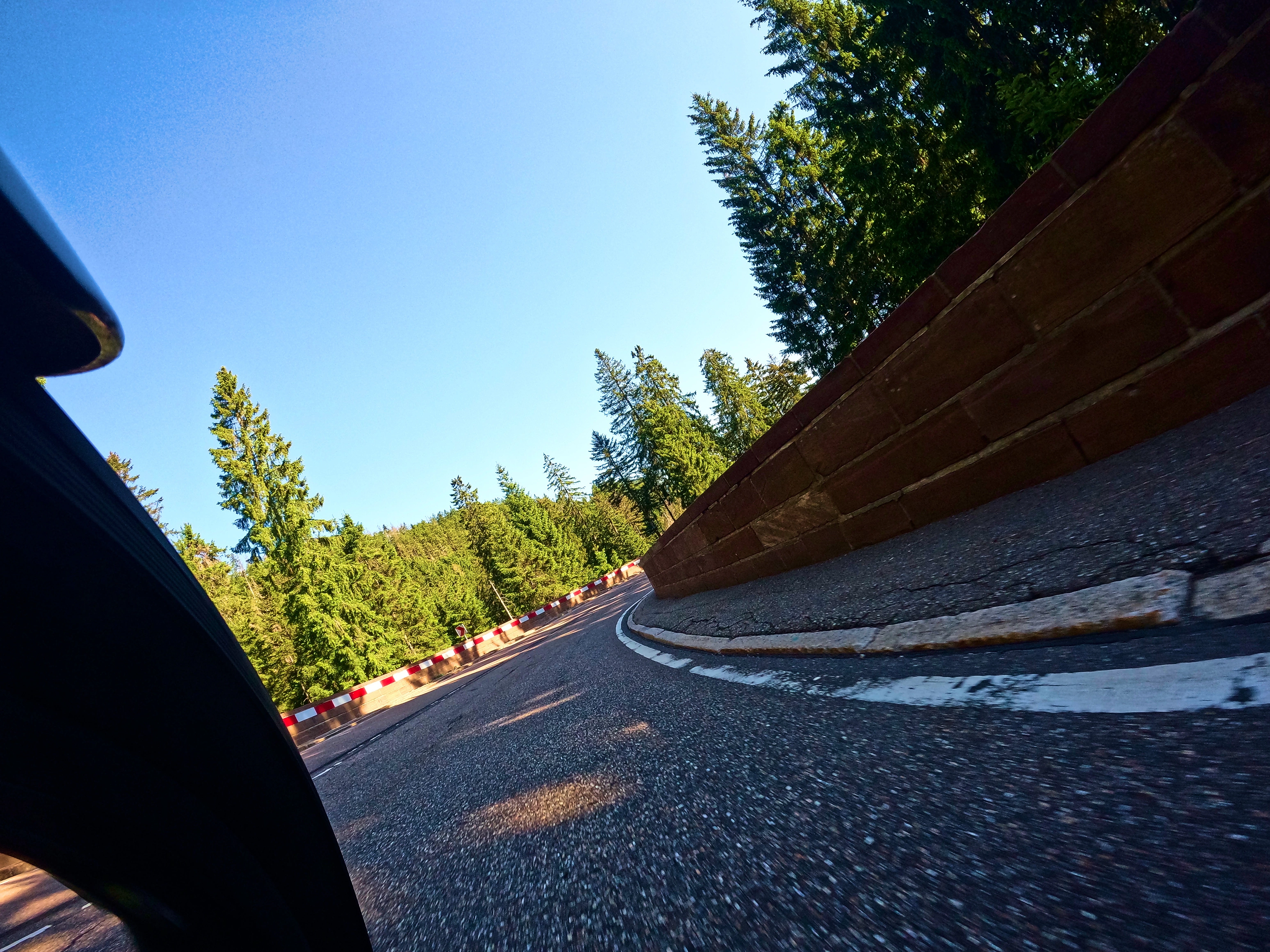 Kurve rot-weiß: Spaß!