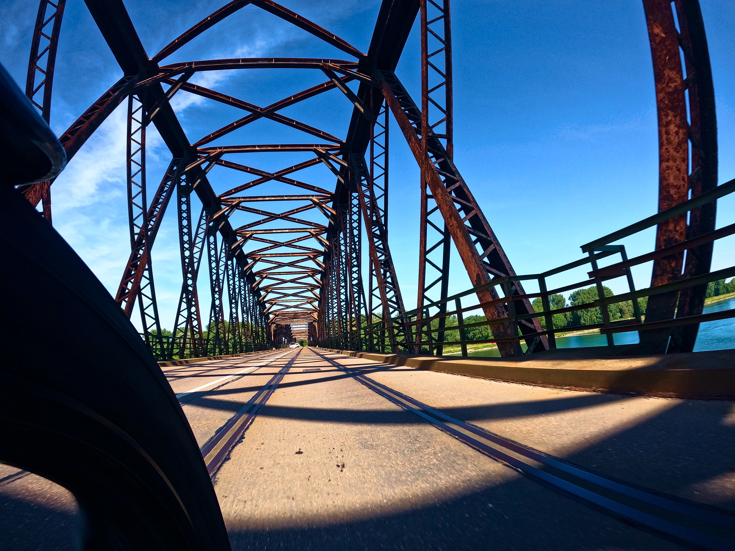 ehemalige Eisenbahnbrücke