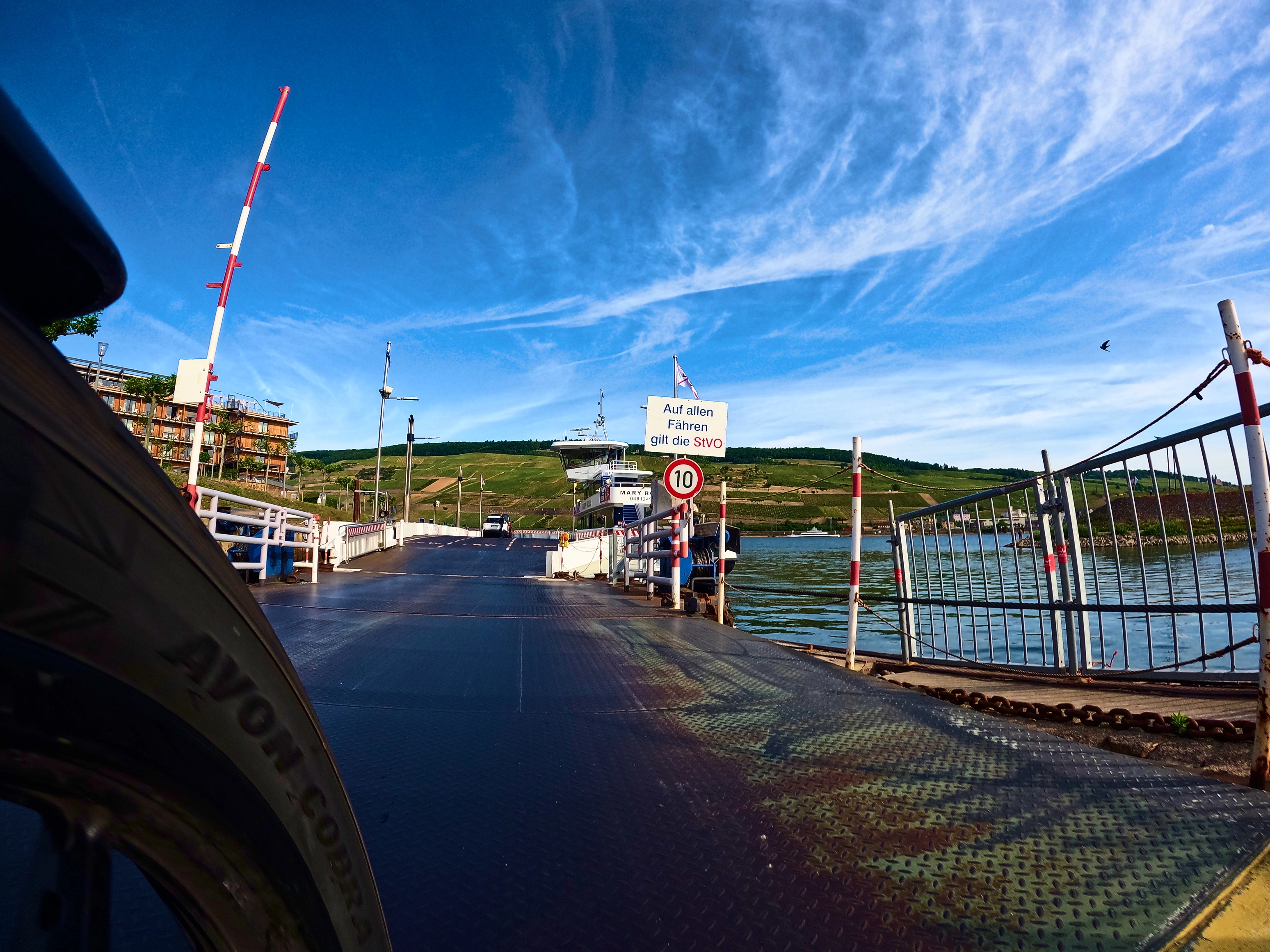 Auffahrt auf die Fähre
