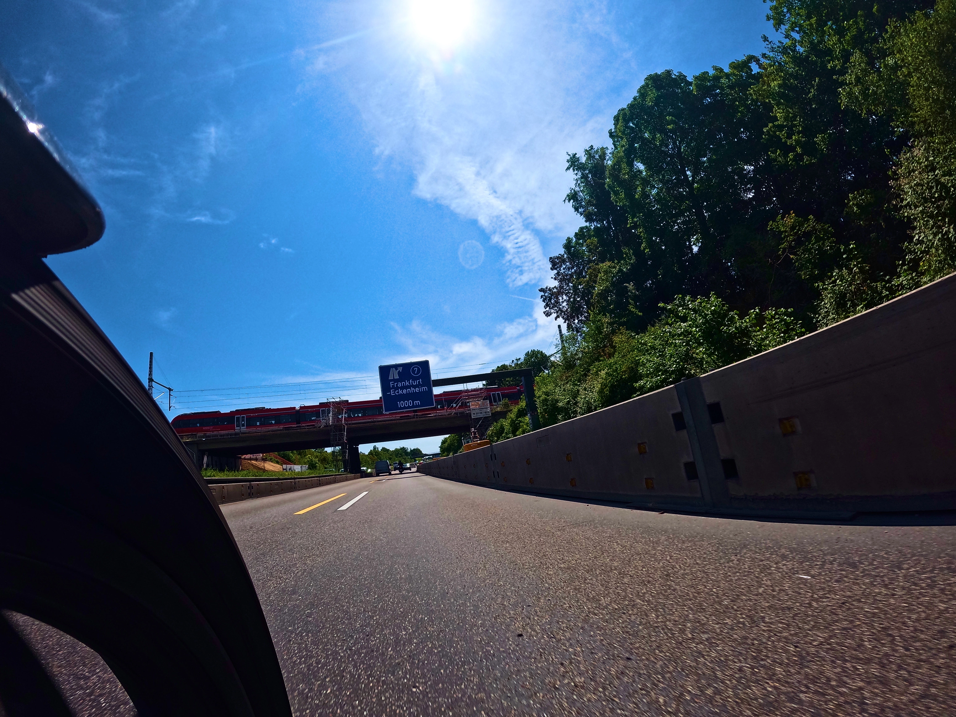 Auf der Autobahn wollte ich Frankfurt umfahren&hellip;