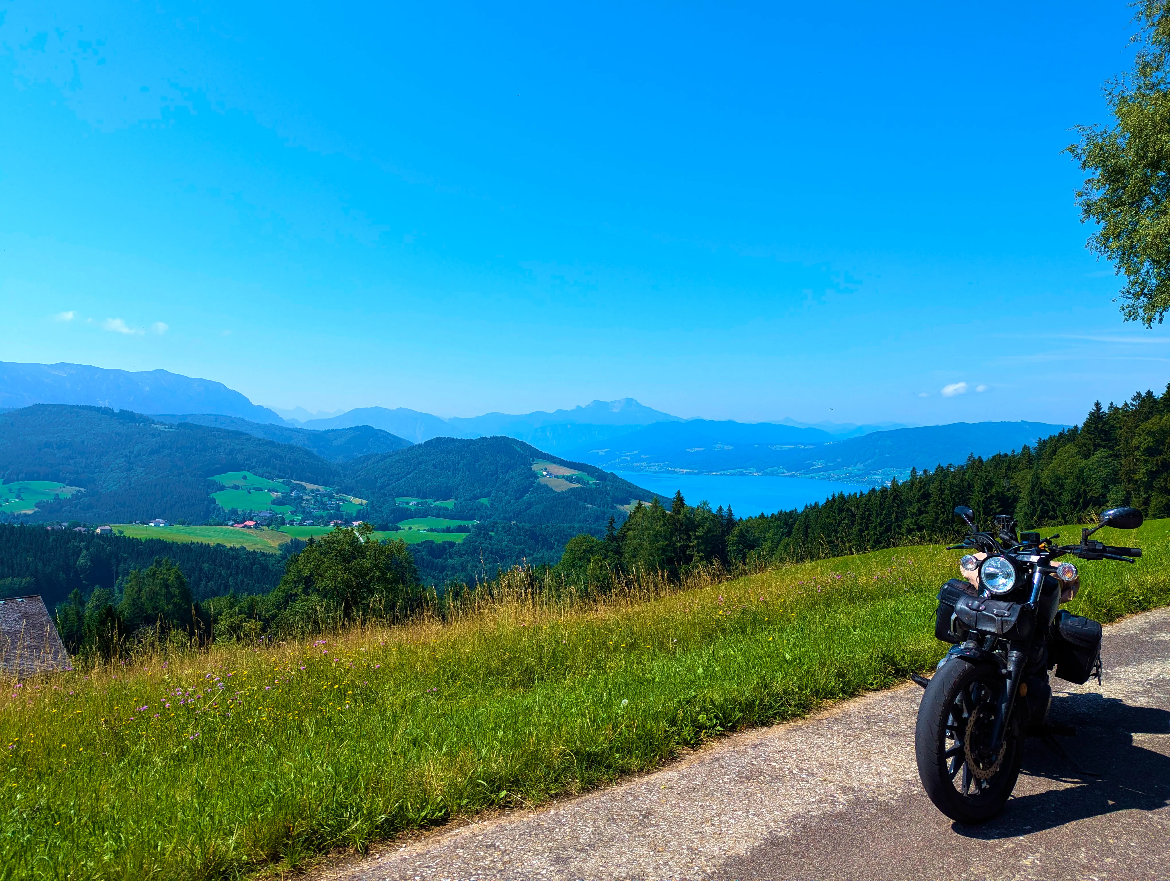 &hellip; ein Blick auf den Attersee.