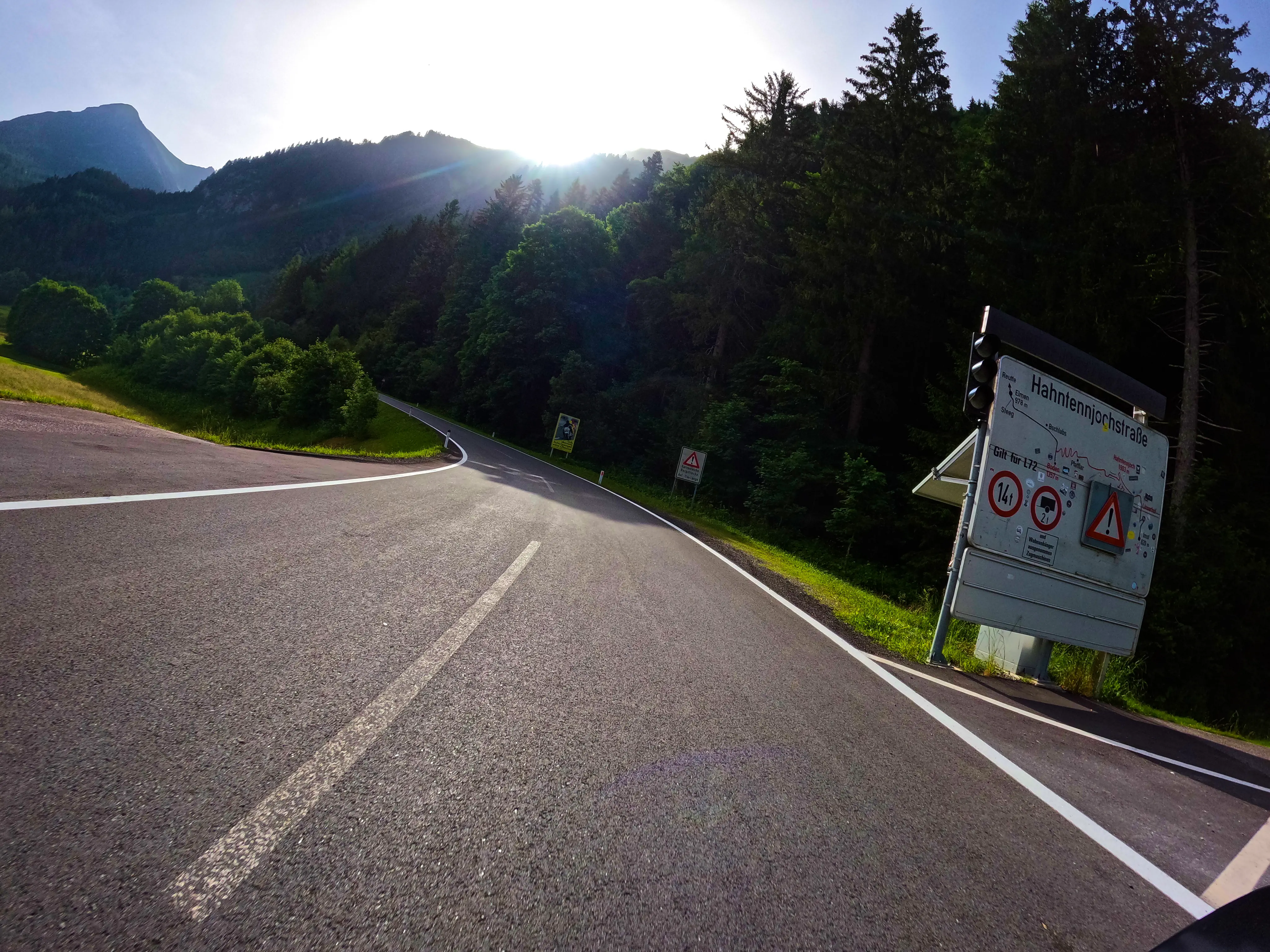 Hahntennjochstraße