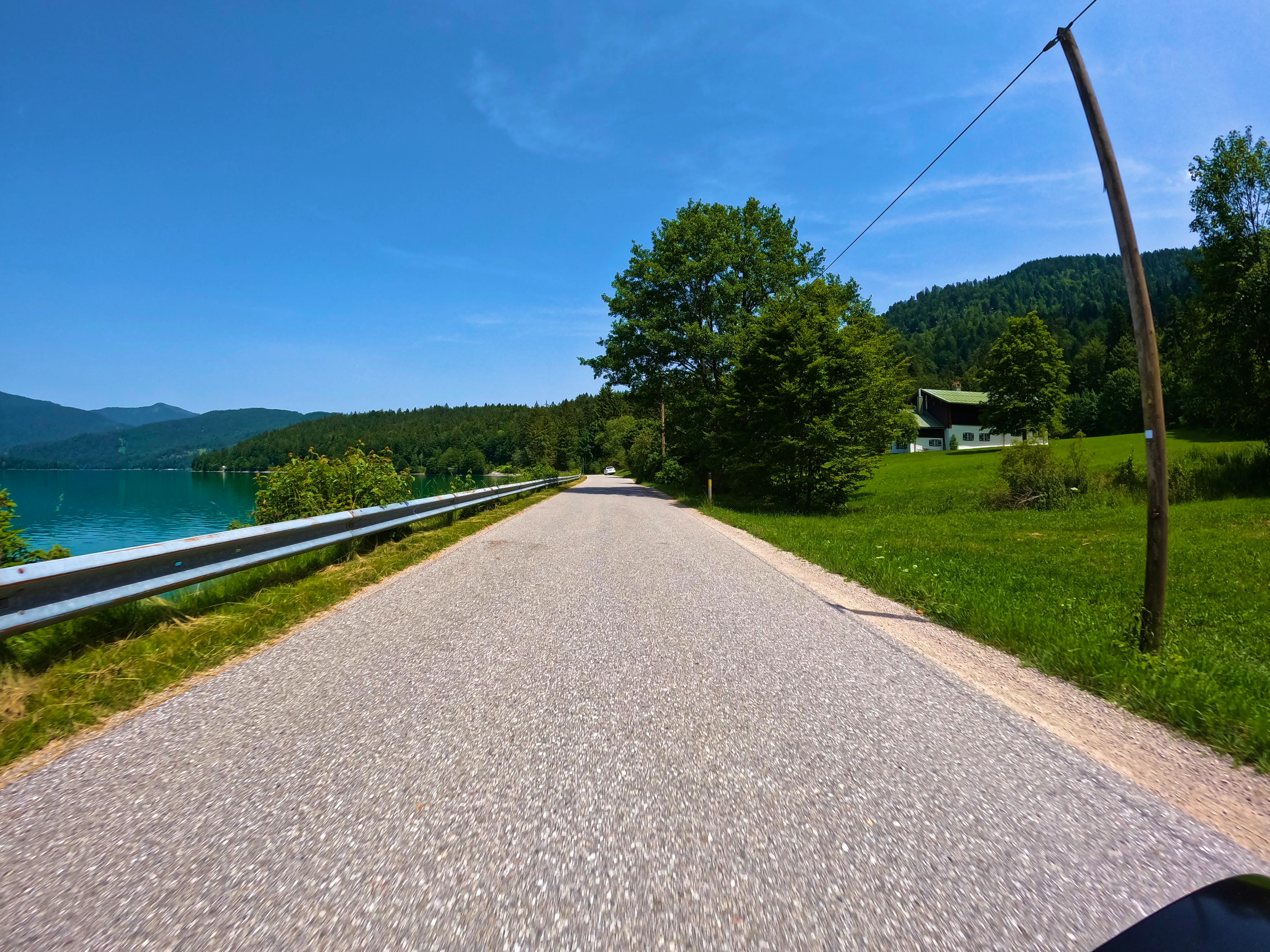 Entlang am Walchensee