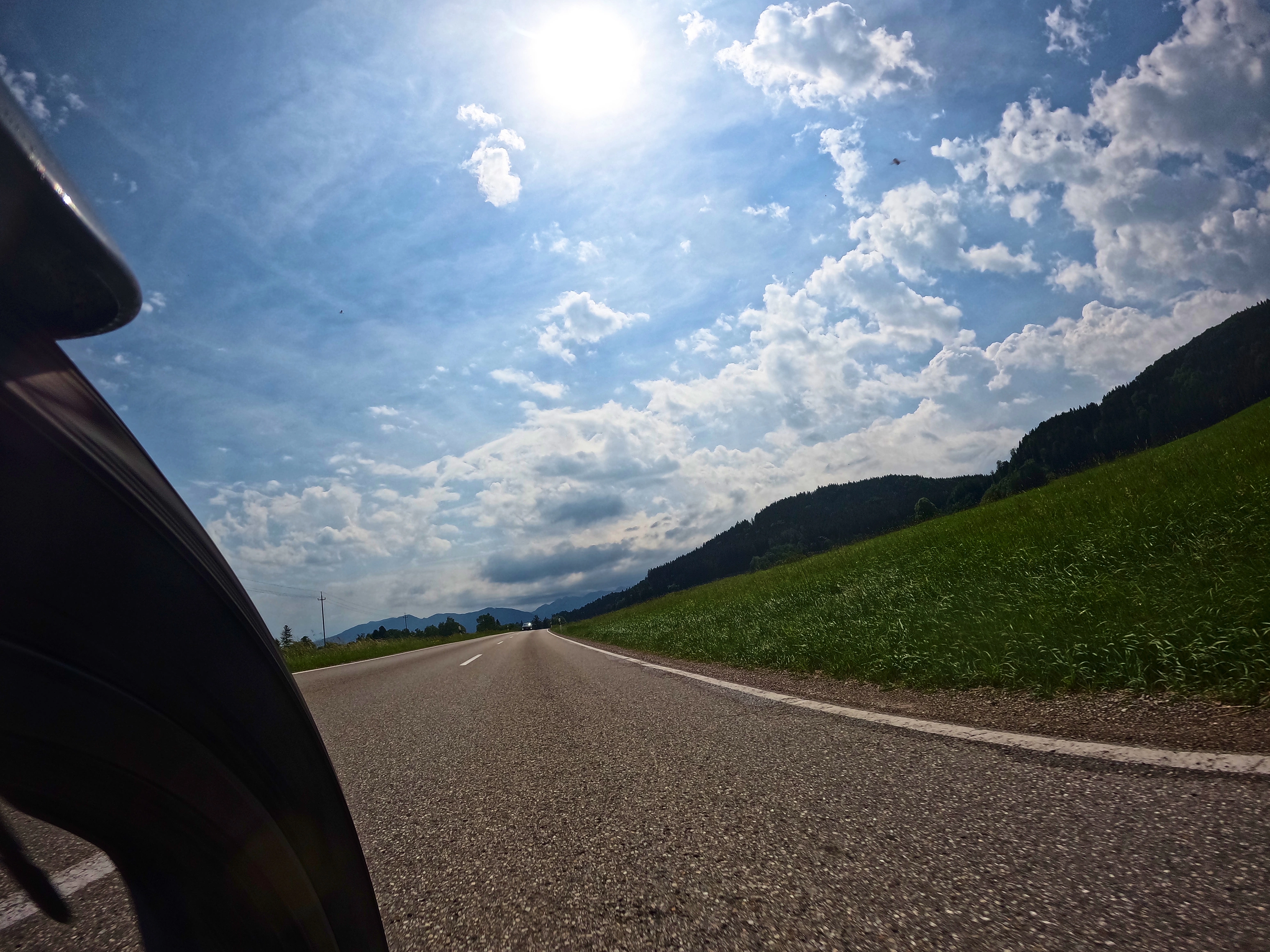 Gut ausgebaute Landstraße &hellip;