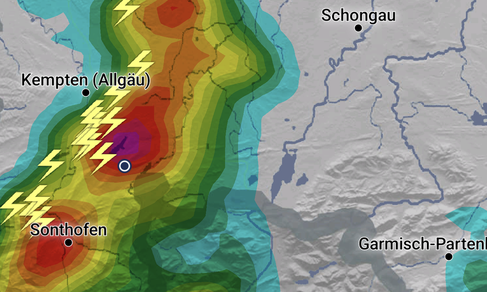 Der Punkt südlich von Kempten, beinahe direkt im Gewitter, war mein Standort