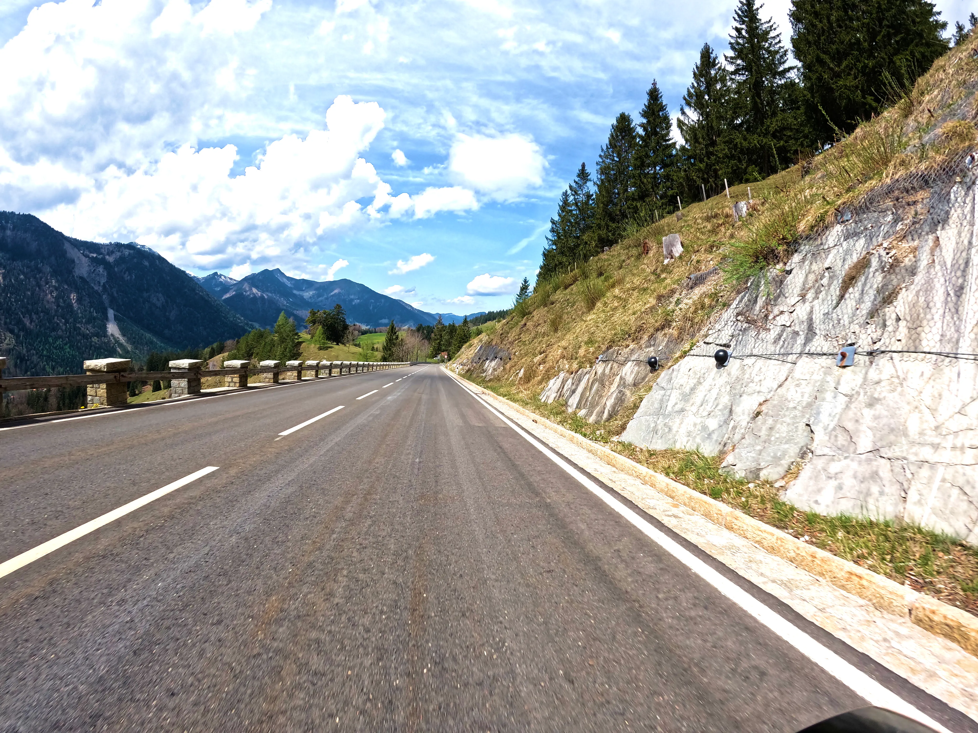 &hellip; und durch &hellip;