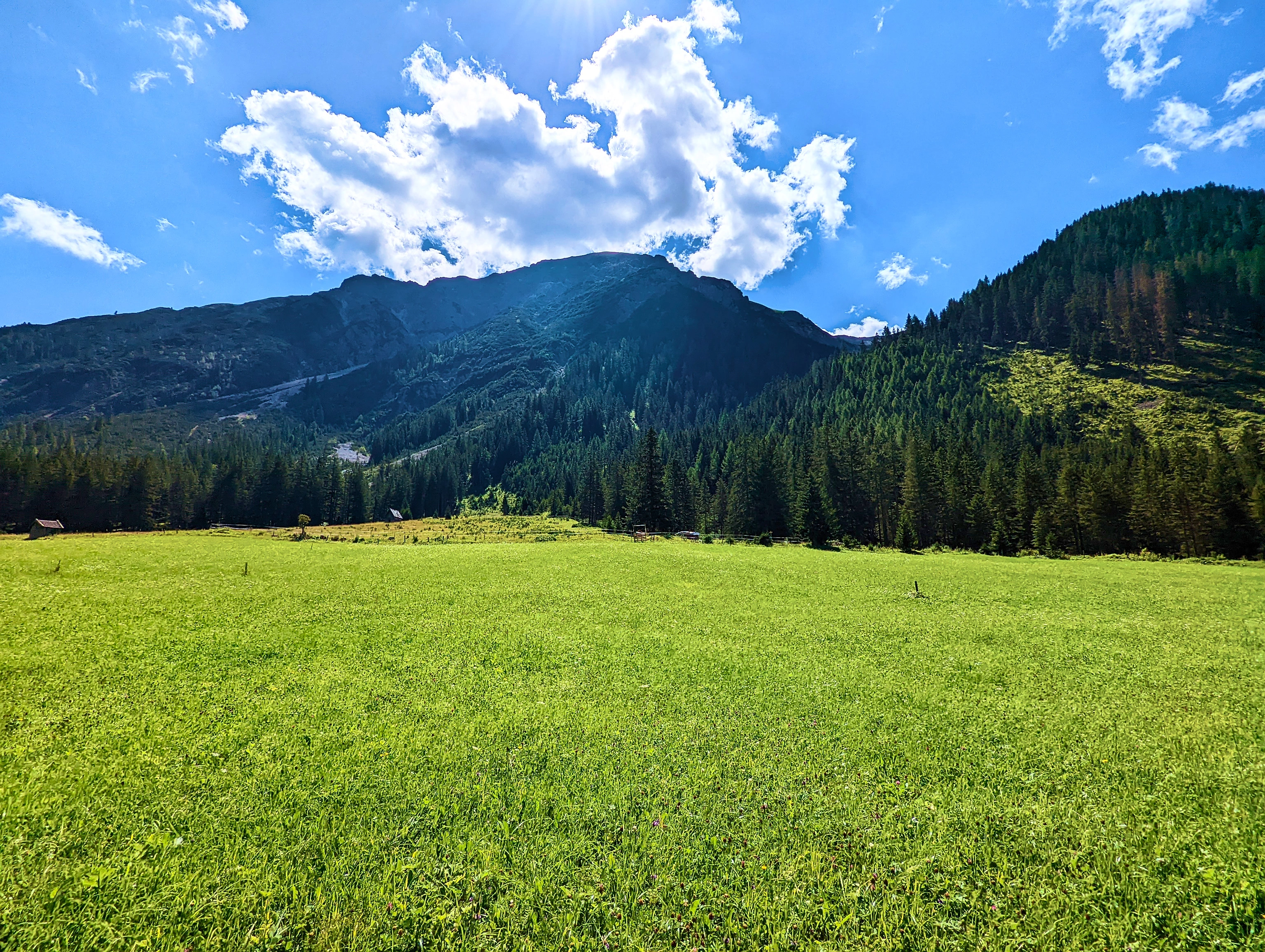 Ausblick im Namloser Tal