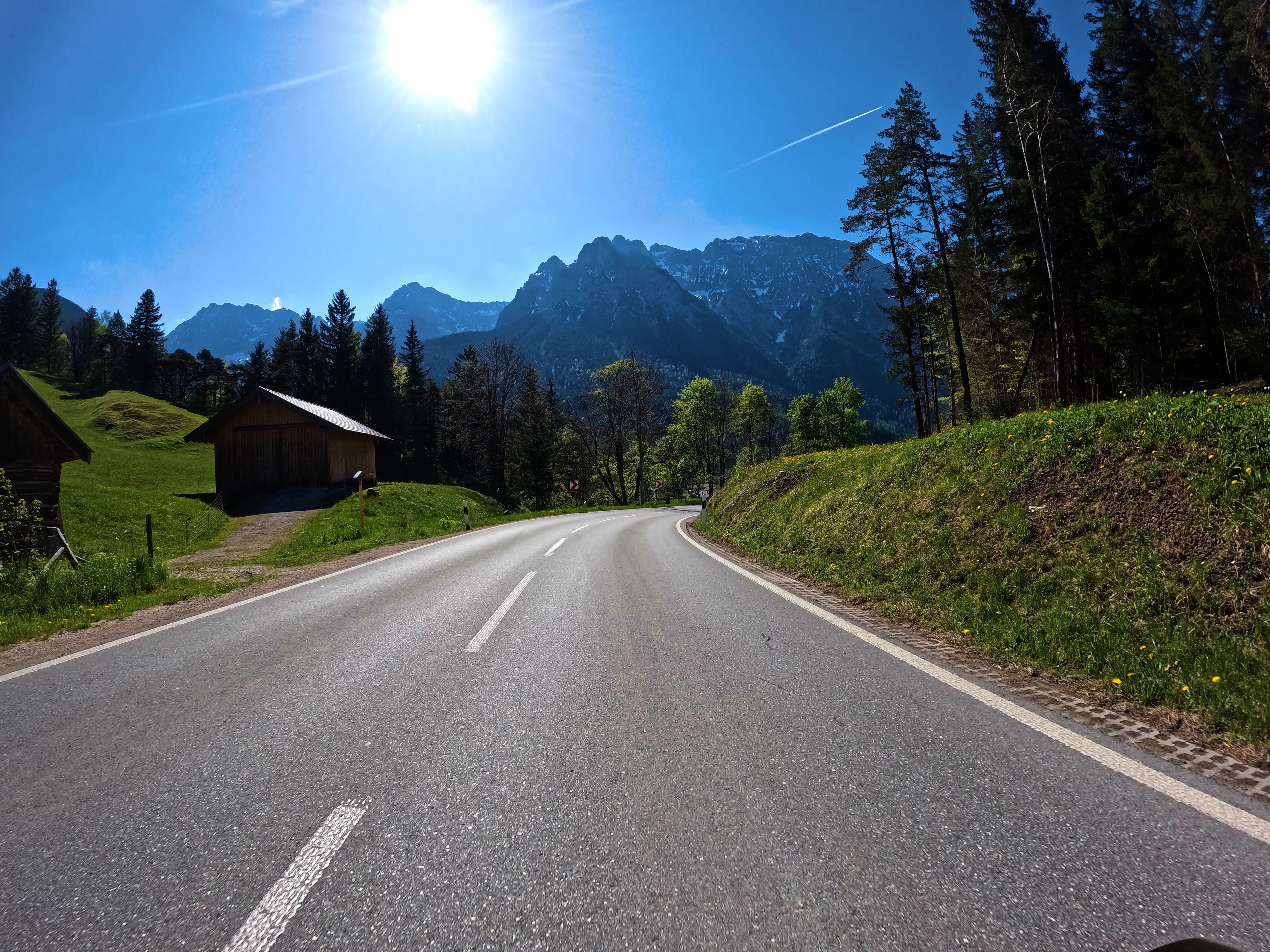 Kurvig Richtung Mittenwald