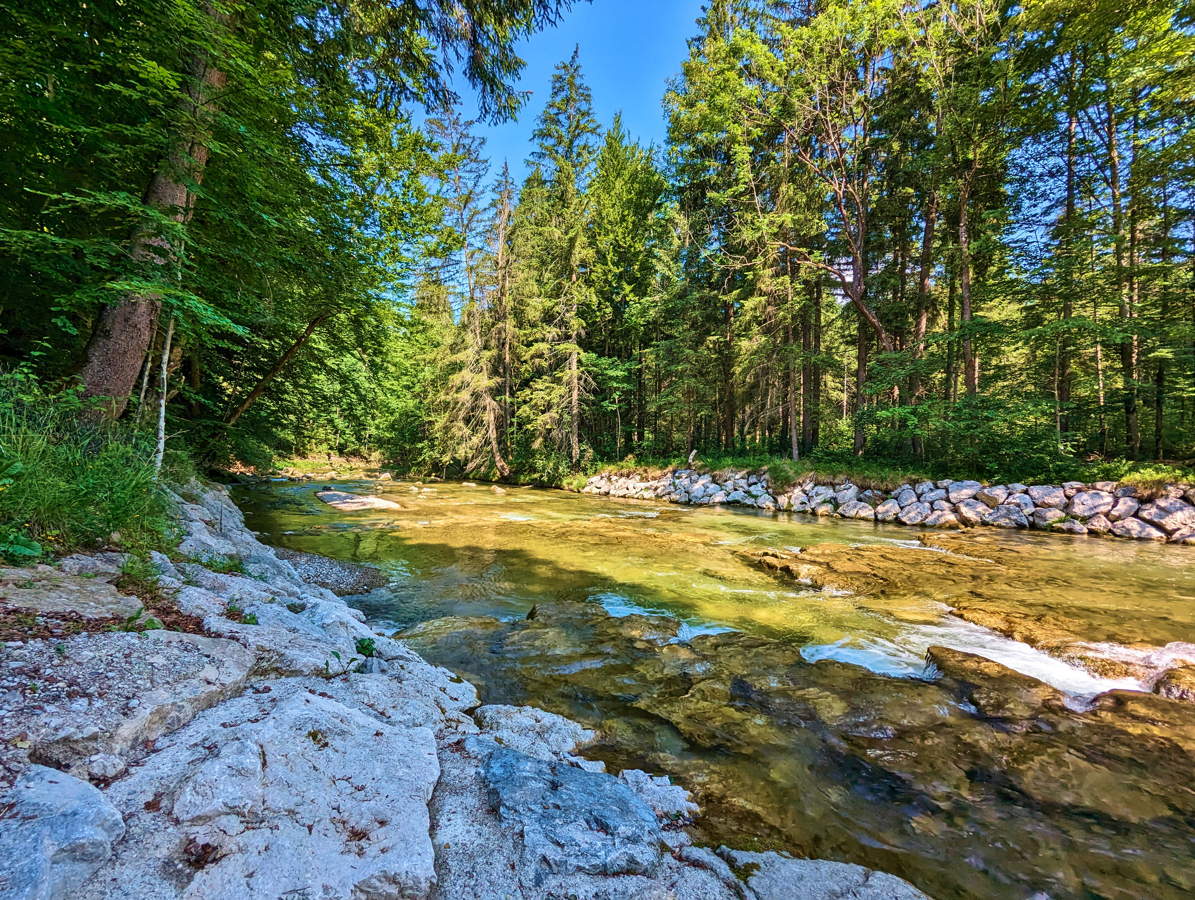 &hellip; wieder die Leitzach.