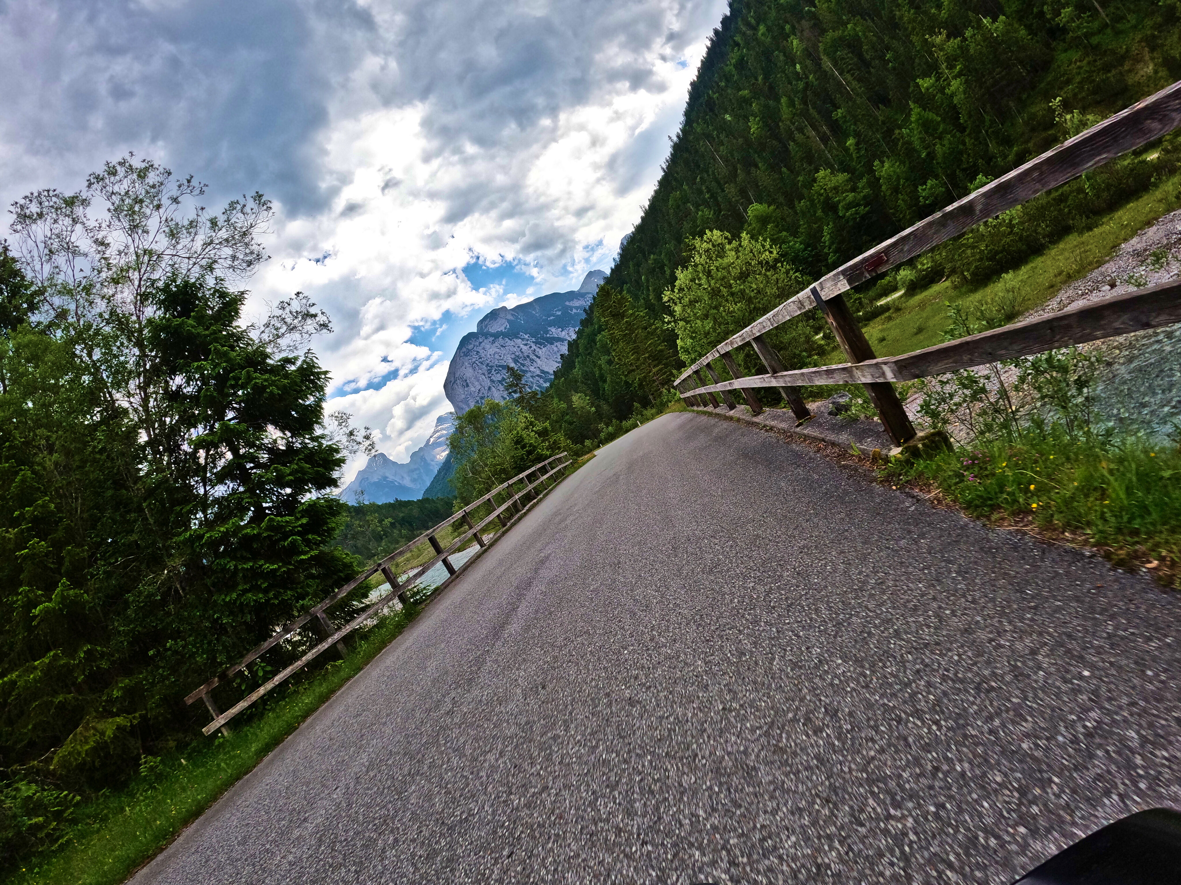 Der Straße &hellip;