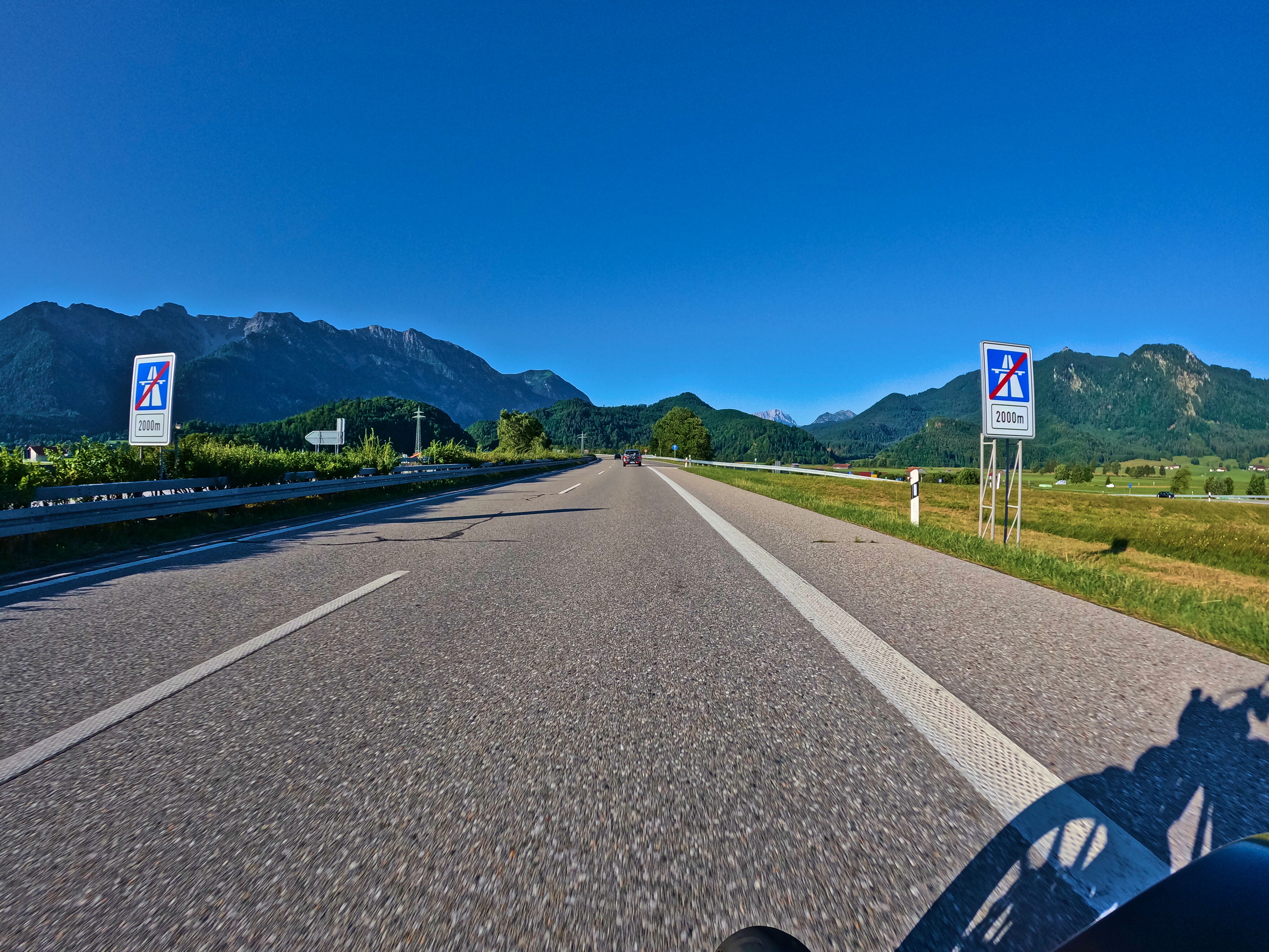 Autobahn-Ende bei Eschenlohe