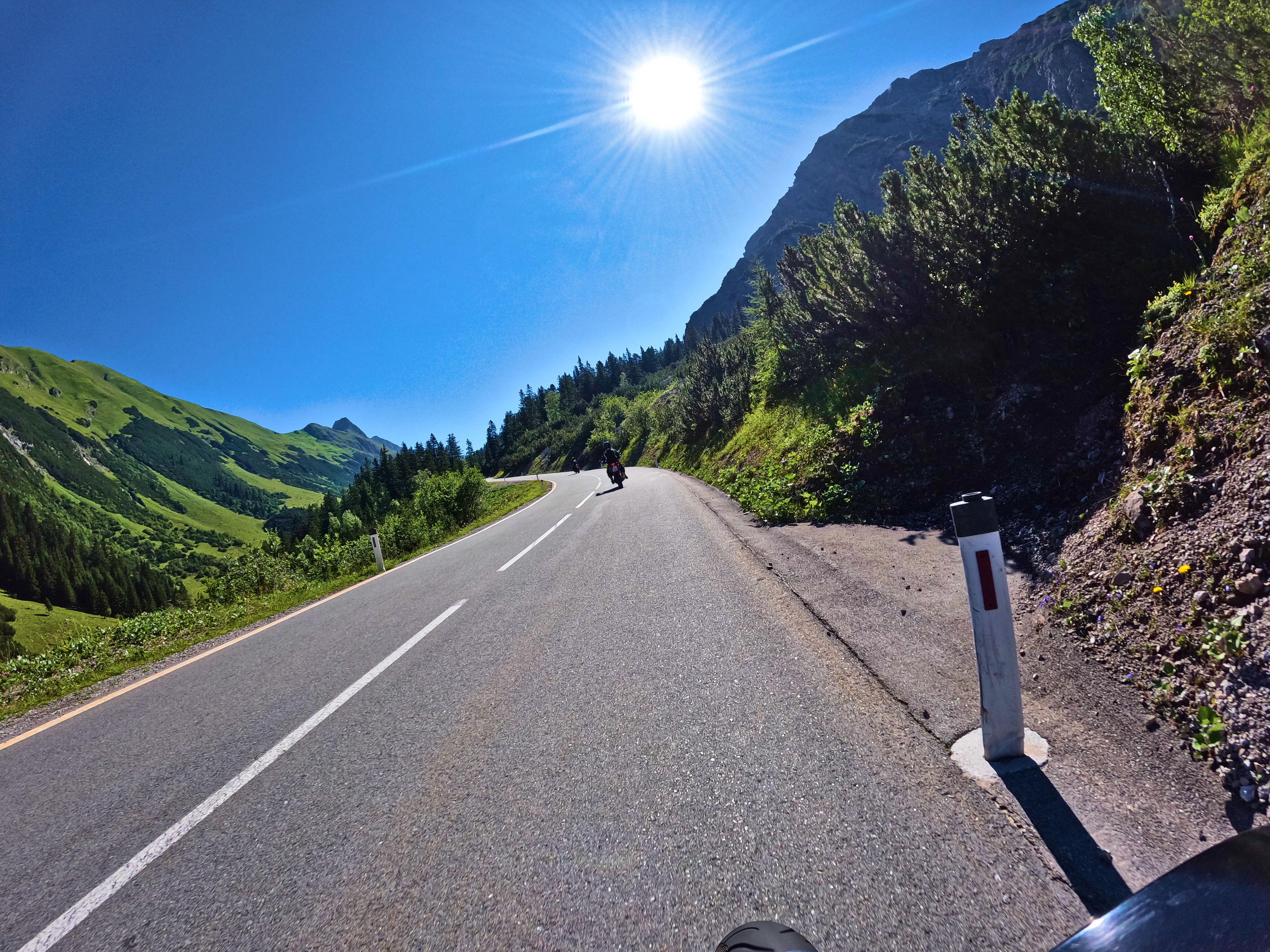 &hellip; weiter &hellip;