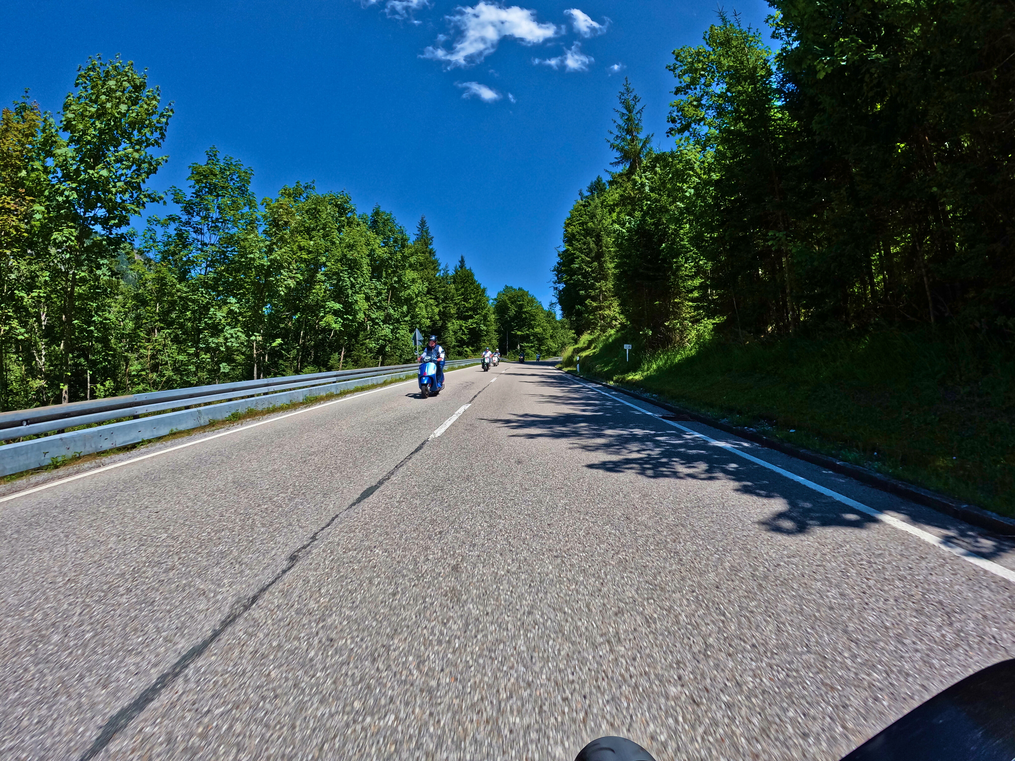 Noch eine Vespa-Gruppe