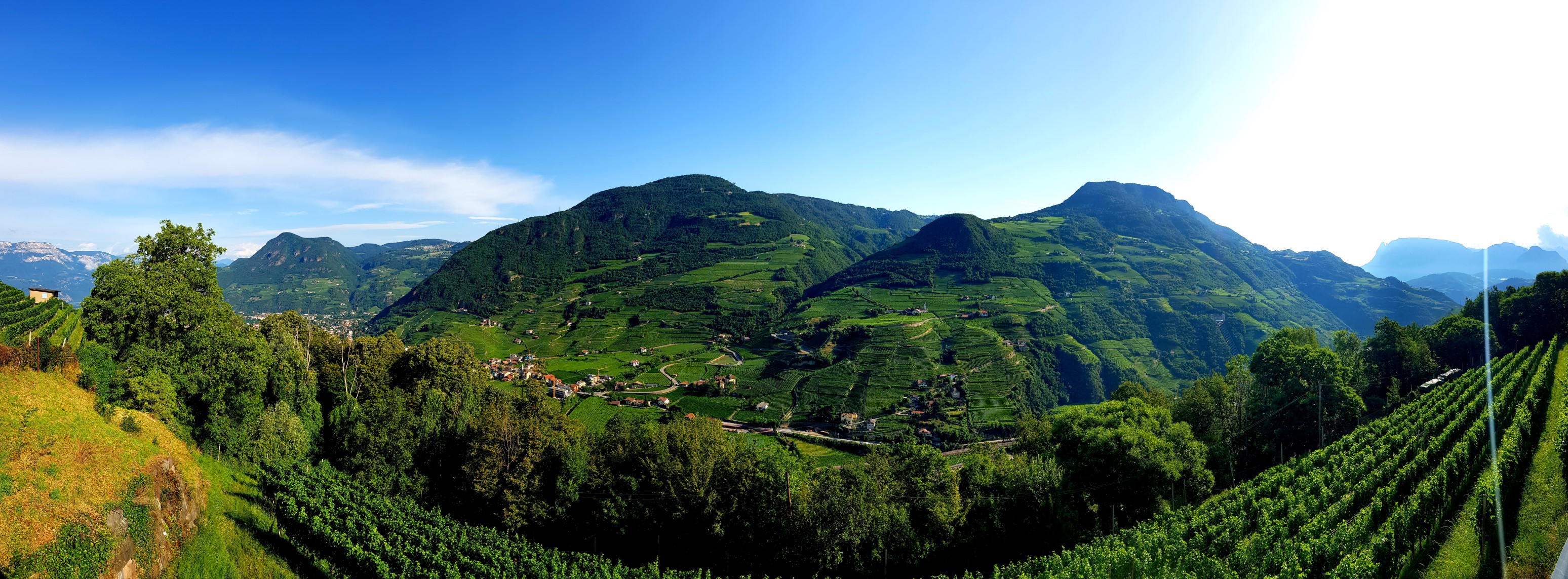 Auf halber Höhe zwischen Hotel und Bozen