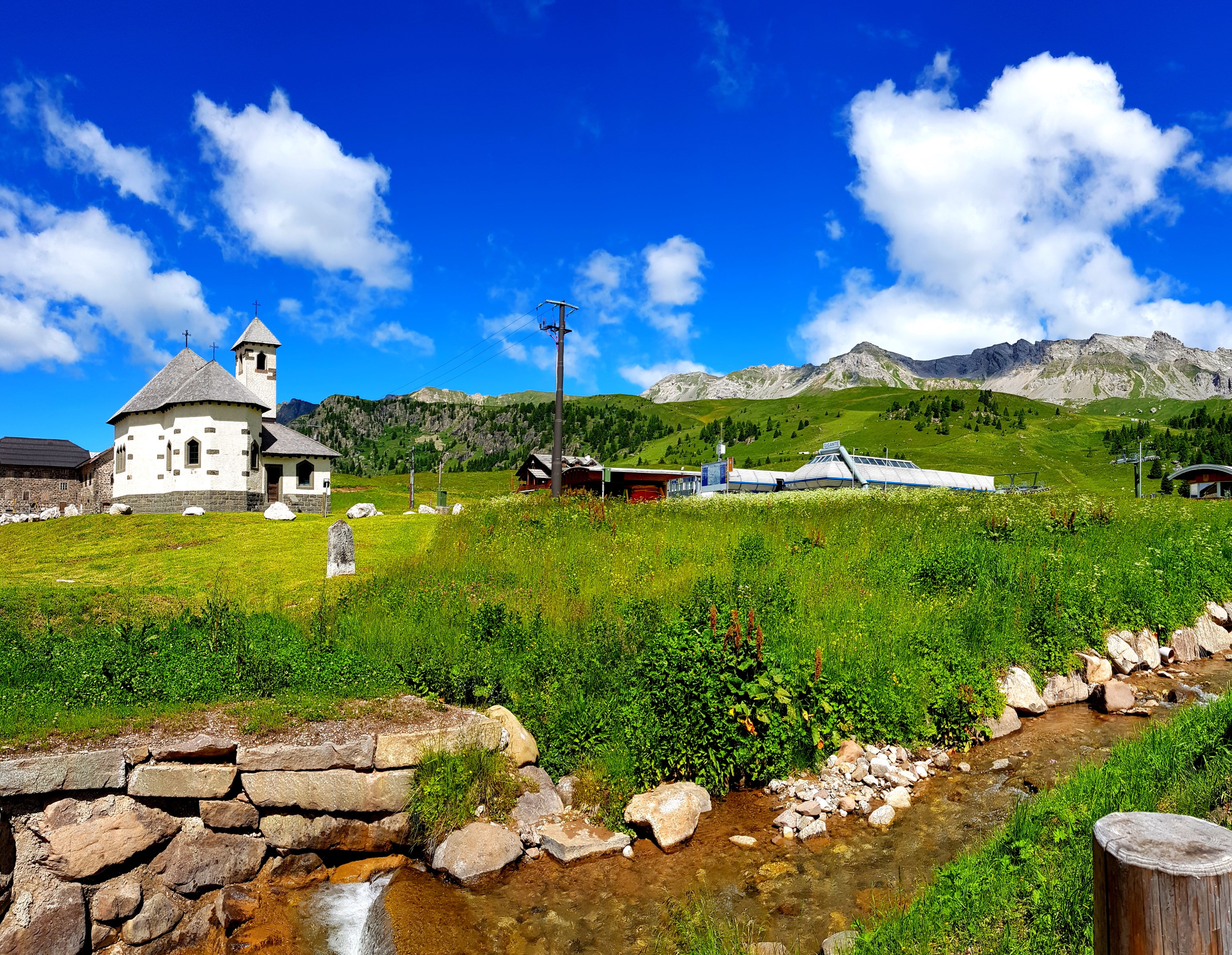 Keine Mineralwasserquelle, aber Wasser gibt es hier auch